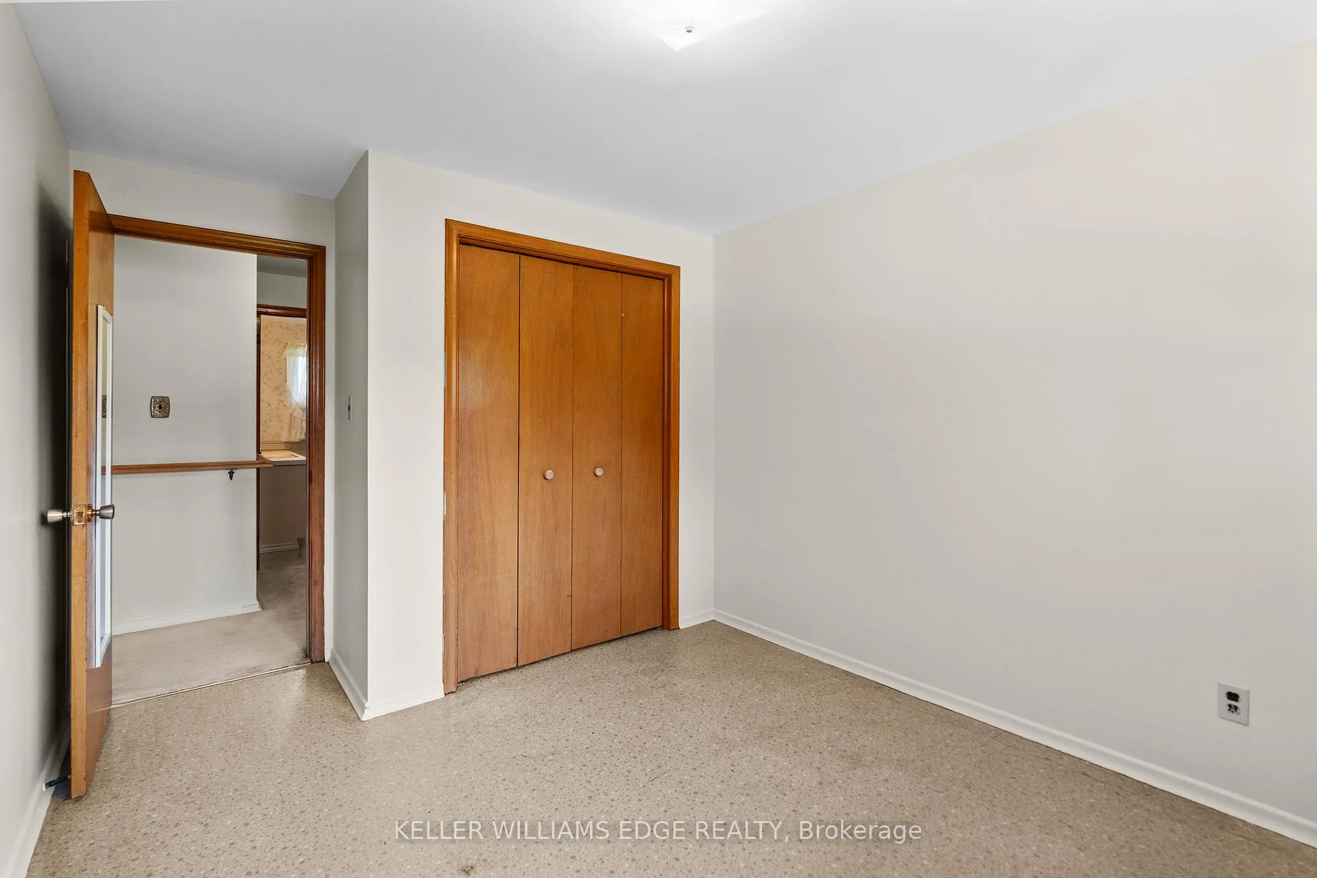 Photo 15 of 1352 Centre Road, Hamilton, Carlisle — HOMEH