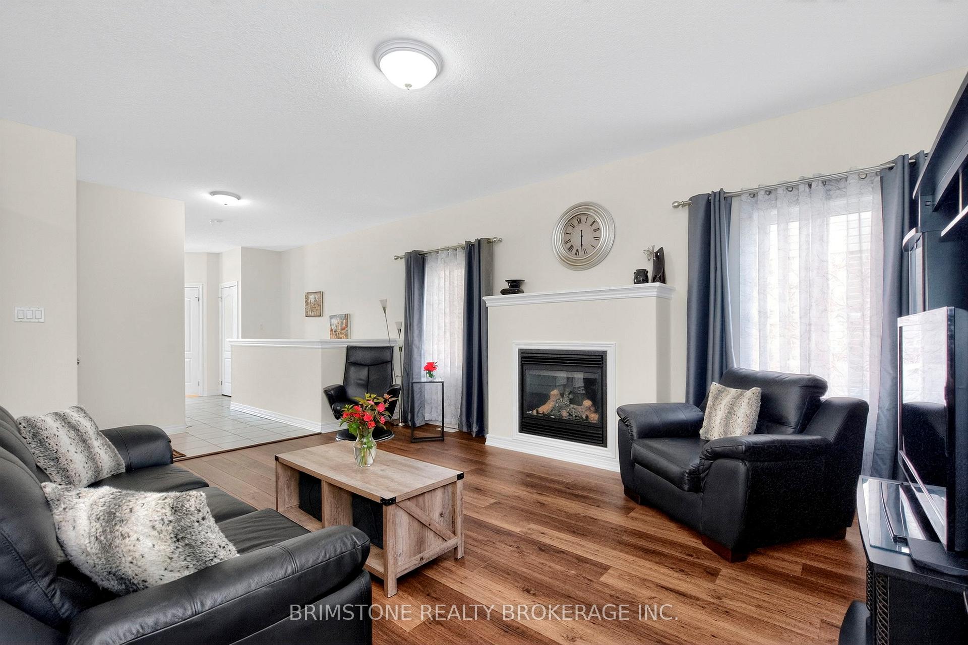 Photo 9 of 116 Banting Crescent, Essa, Angus — HOMEH