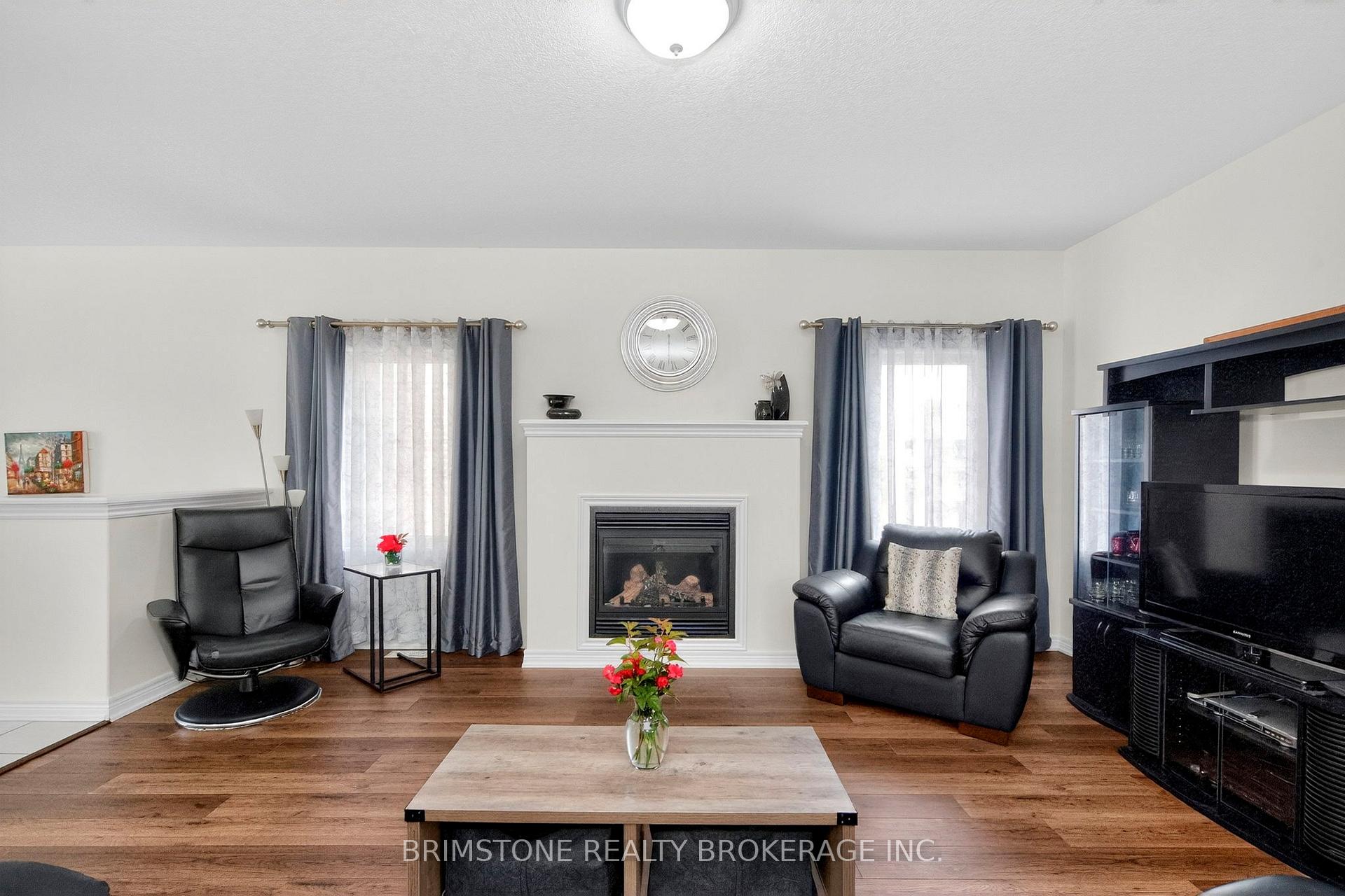 Photo 10 of 116 Banting Crescent, Essa, Angus — HOMEH