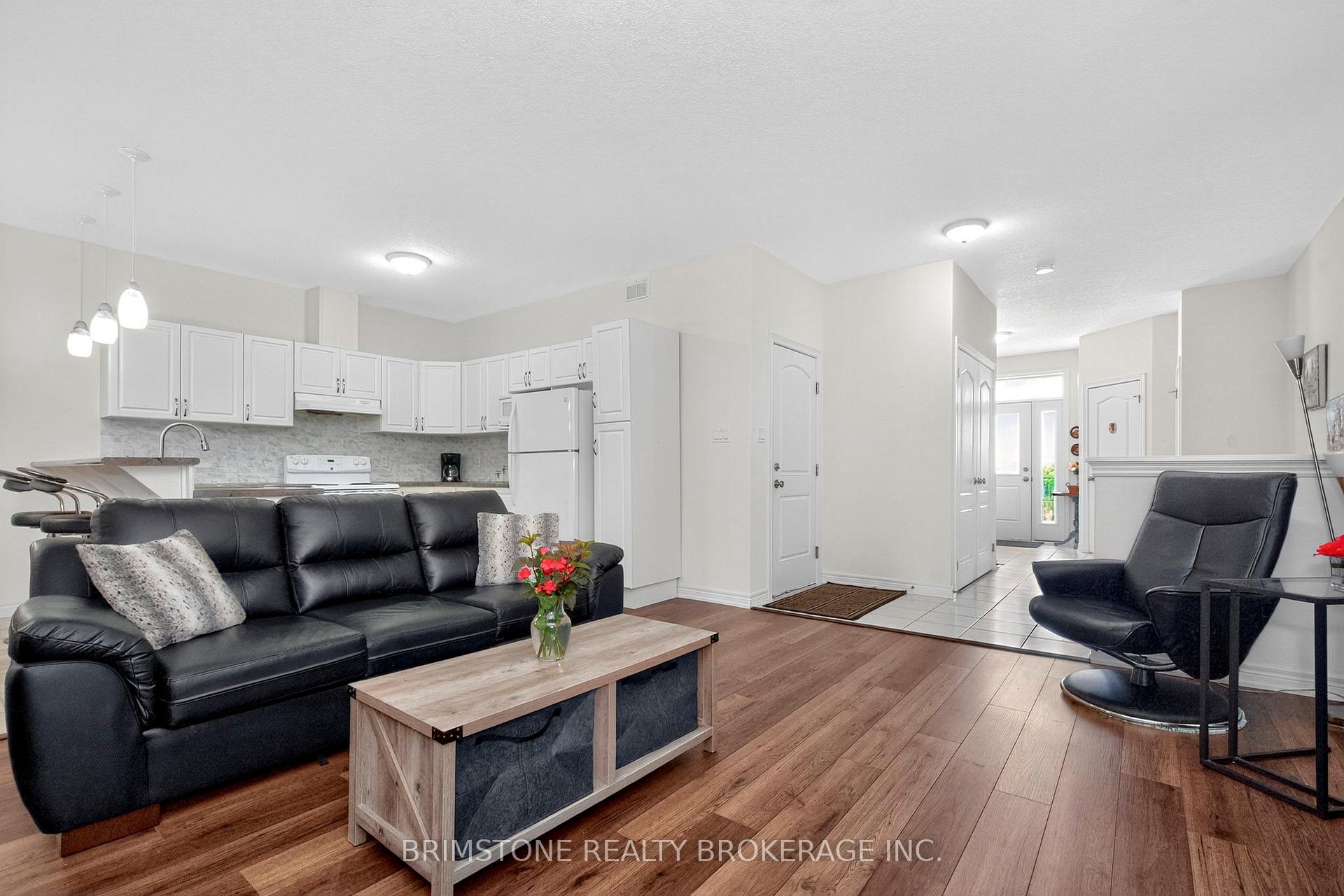Photo 15 of 116 Banting Crescent, Essa, Angus — HOMEH