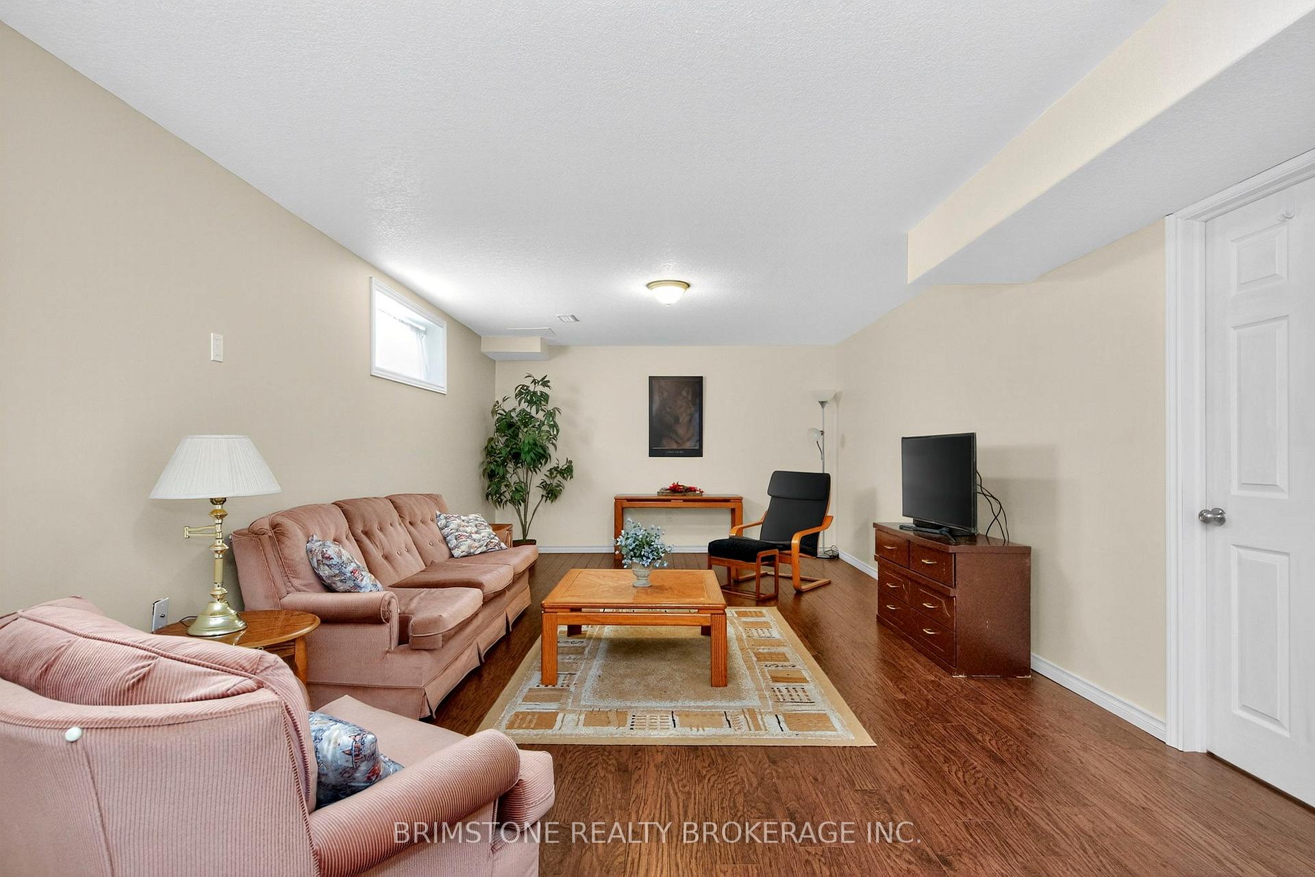 Photo 23 of 116 Banting Crescent, Essa, Angus — HOMEH