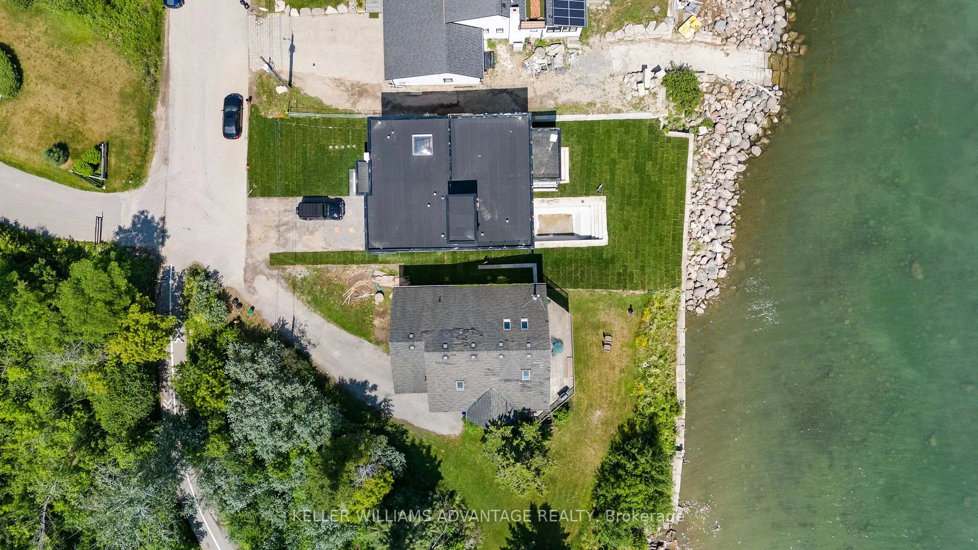 Photo 4 of 58 Ontoro Boulevard, Ajax, South East — HOMEH
