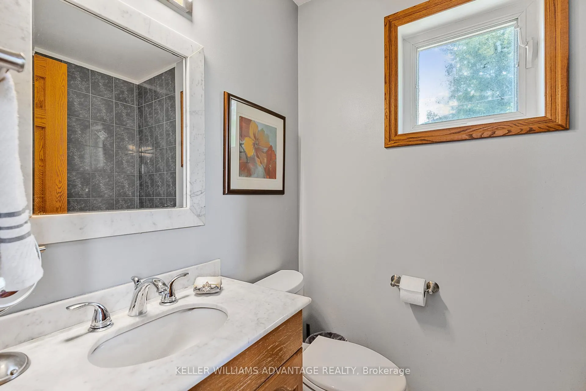 Photo 27 of 58 Ontoro Boulevard, Ajax, South East — HOMEH