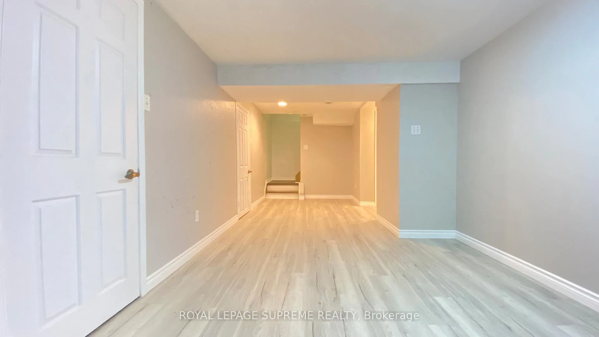 Photo 4 of Unit Bsmt, 22 Amblecote Pl, Hamilton, Randall — HOMEH