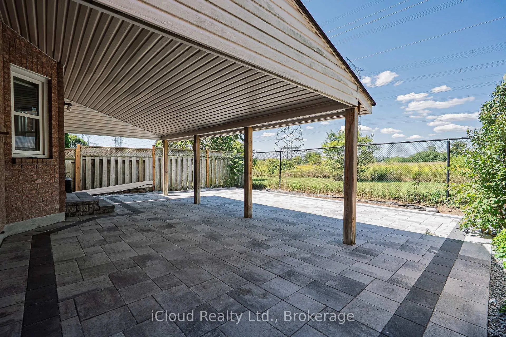 Photo 15 of 80 Venice Crescent W, Vaughan, Beverley Glen — HOMEH