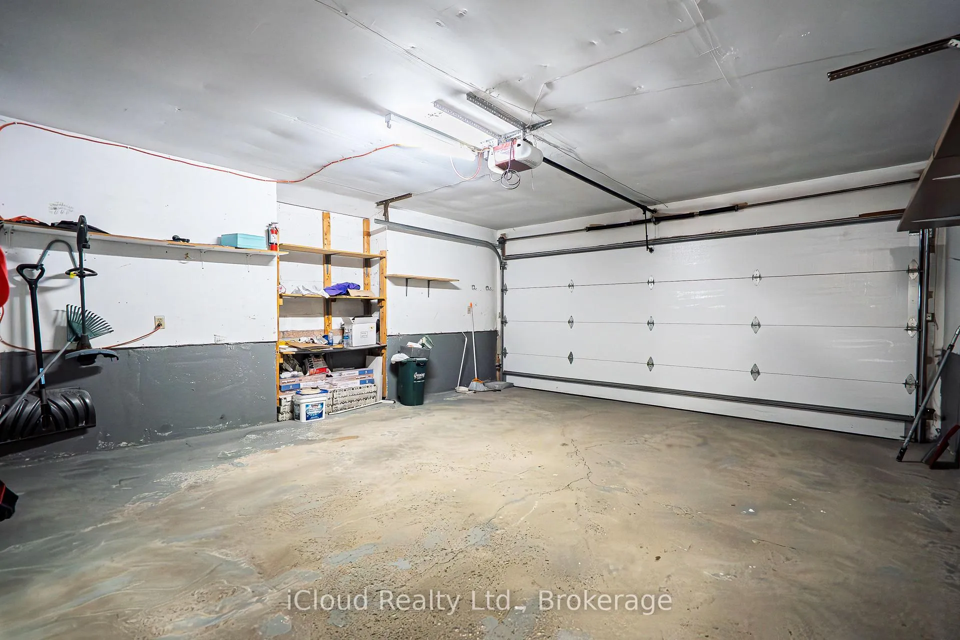 Photo 31 of 80 Venice Crescent W, Vaughan, Beverley Glen — HOMEH