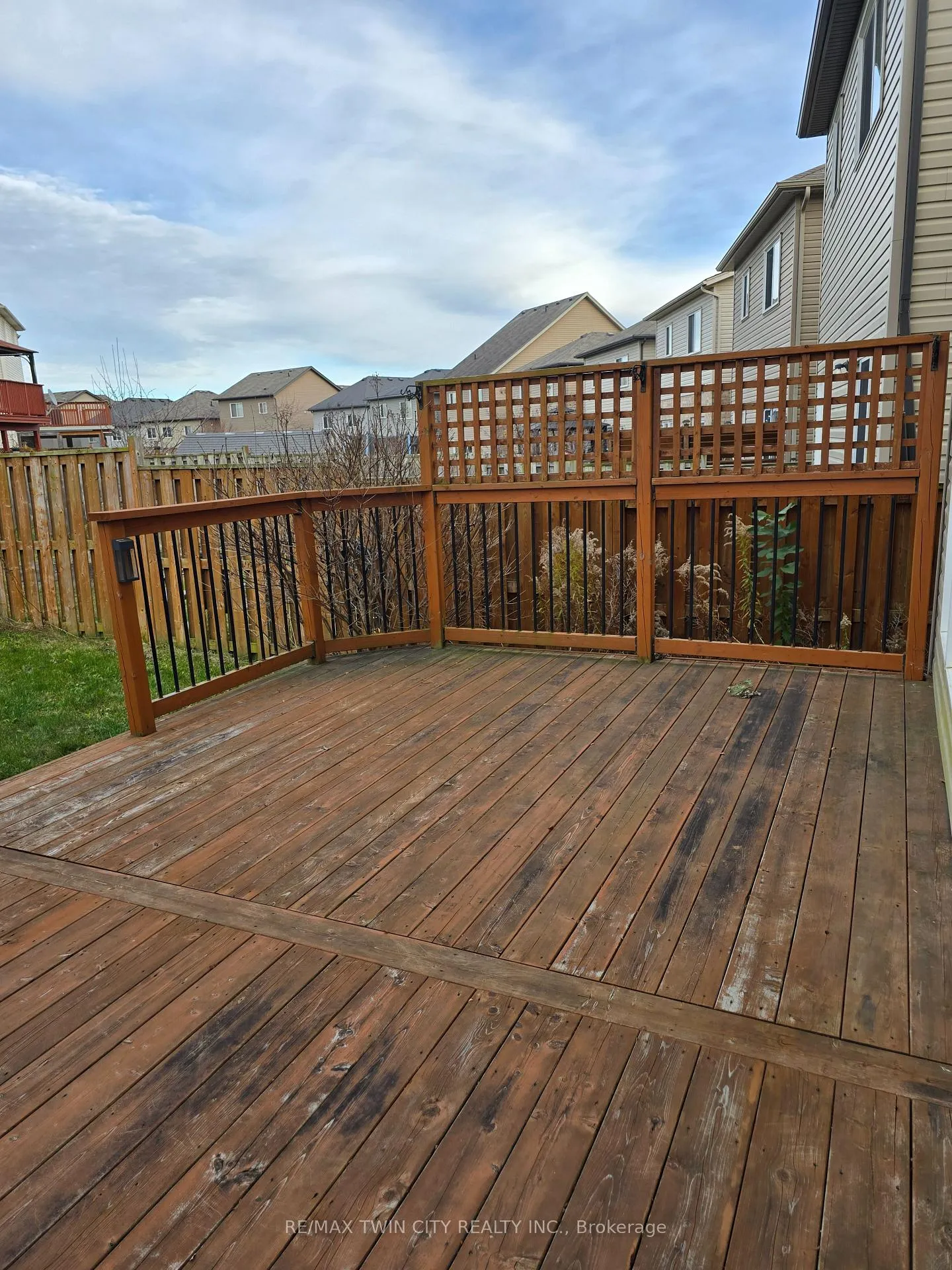 Photo 19 of 1316 Countrystone Drive, Waterloo — HOMEH