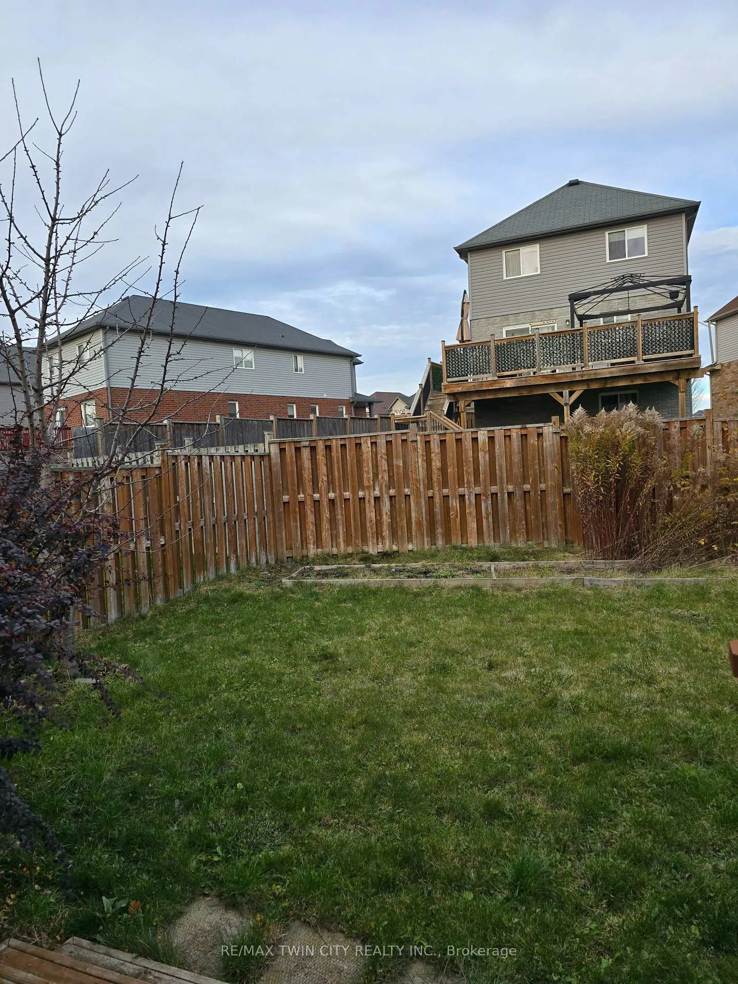 Photo 21 of 1316 Countrystone Drive, Waterloo — HOMEH