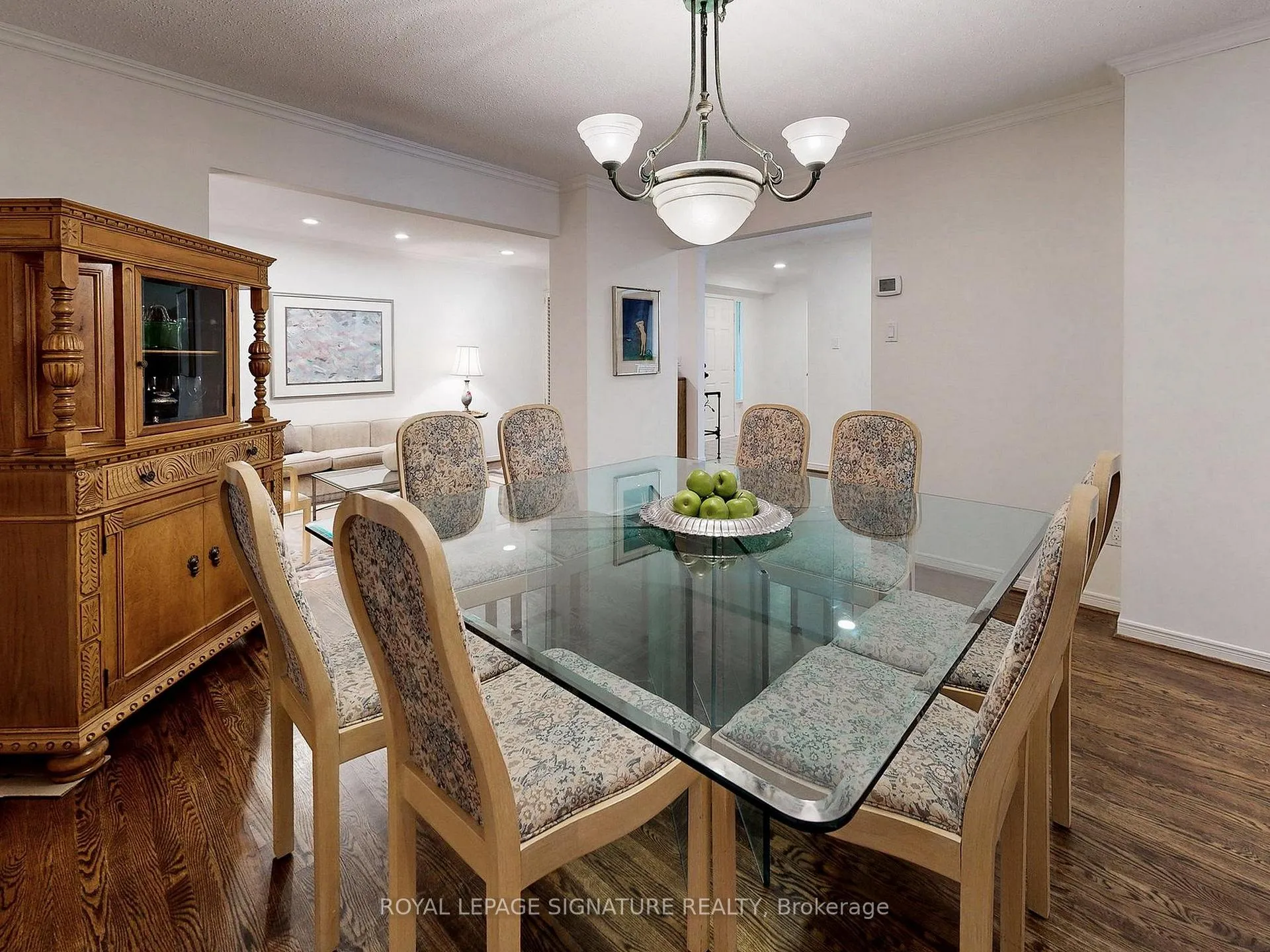 Photo 6 of 48 Millcroft Way, Vaughan, Brownridge — HOMEH