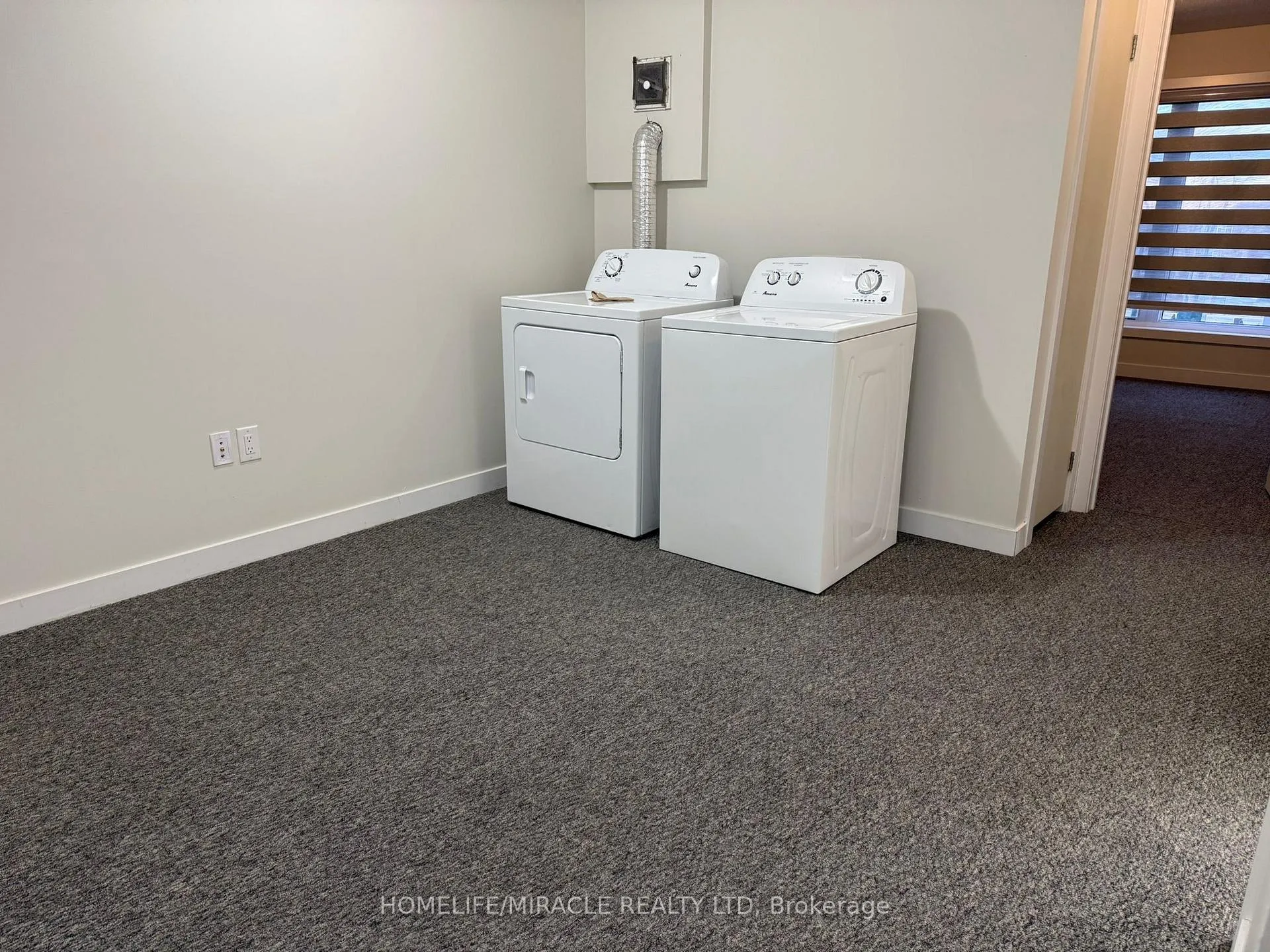 Photo 16 of Unit 132, 590 N Service Road, Hamilton, Lakeshore — HOMEH