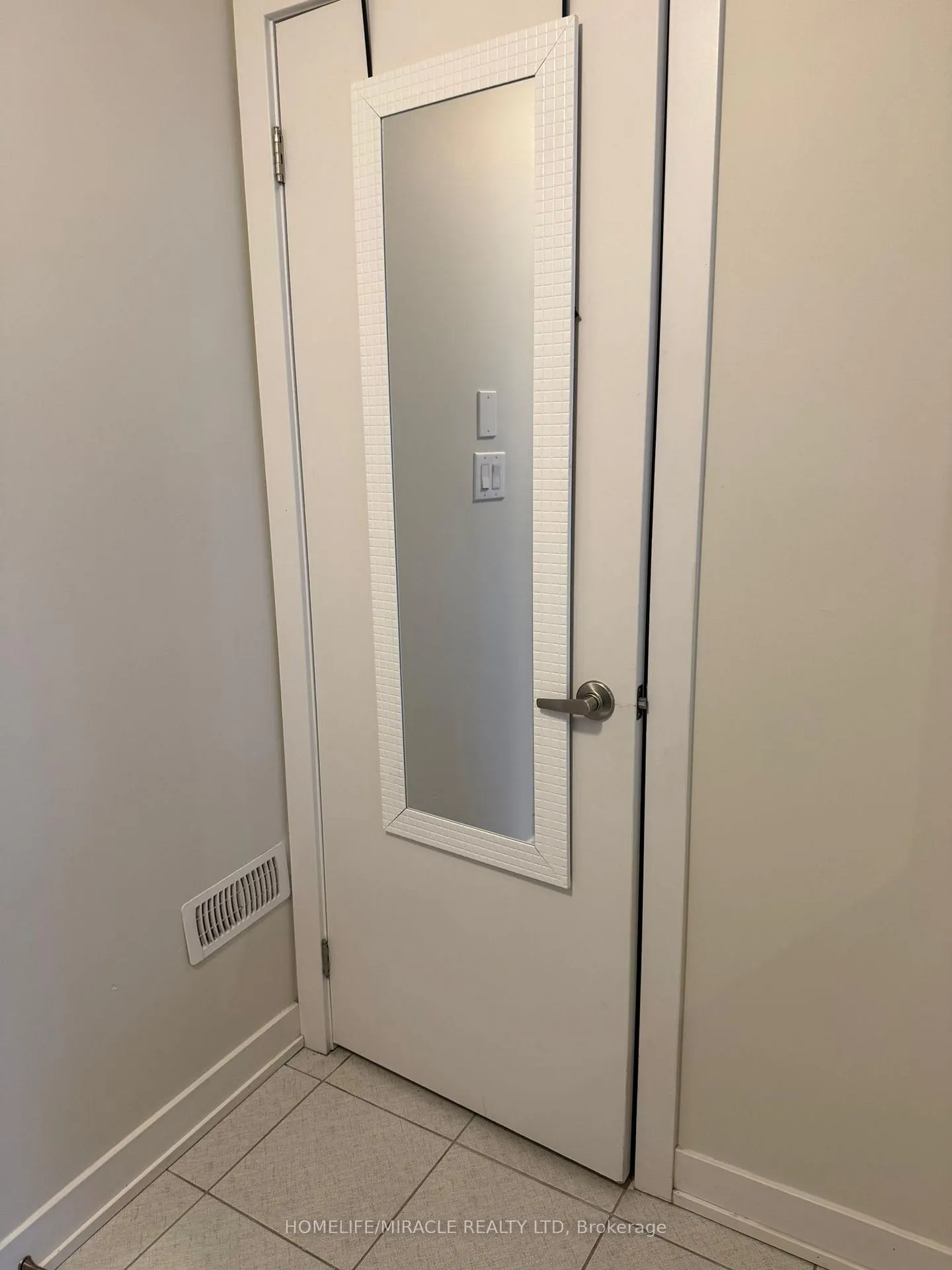 Photo 27 of Unit 132, 590 N Service Road, Hamilton, Lakeshore — HOMEH