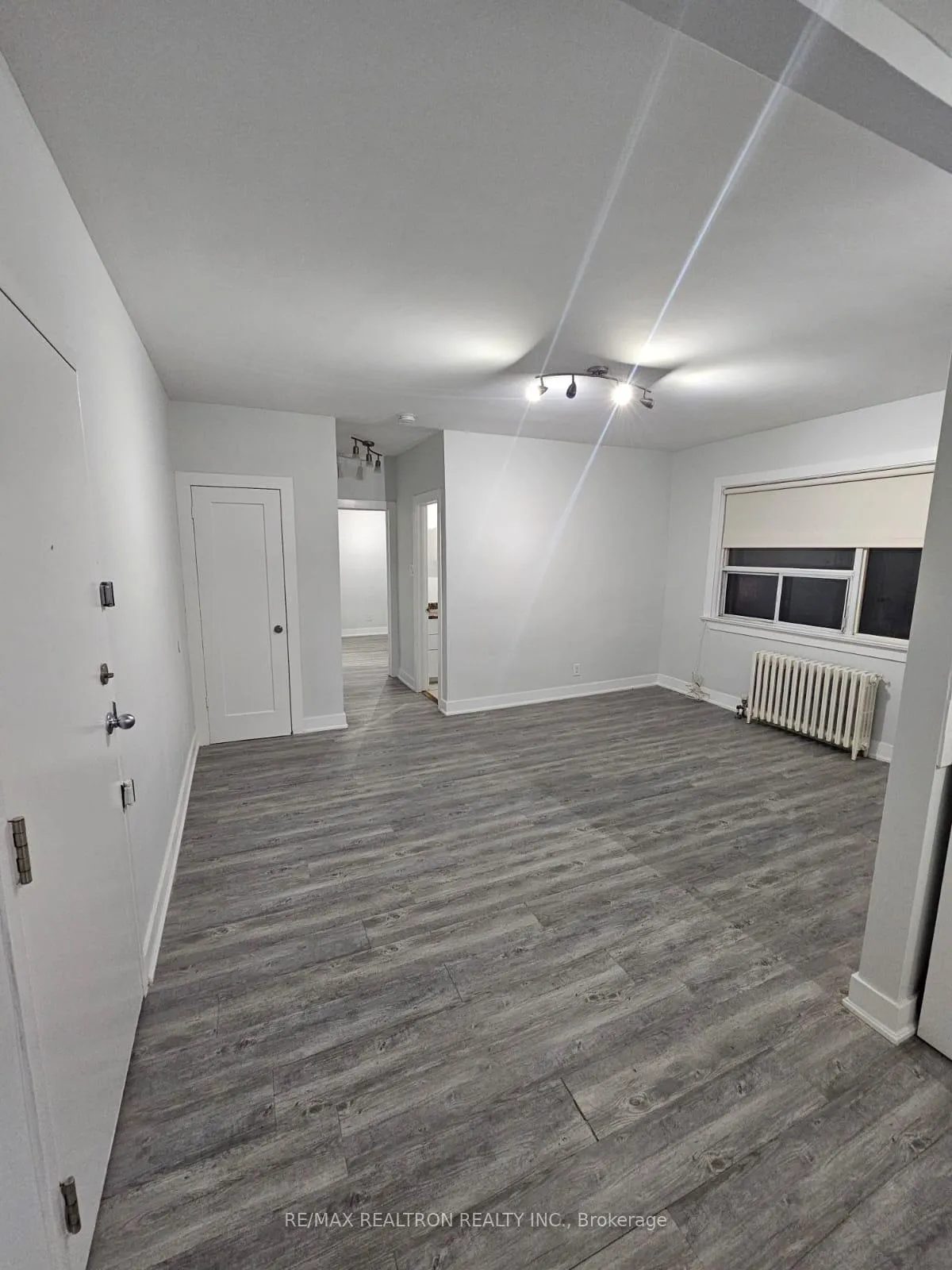 Front of Unit 102, 1566 Avenue Road