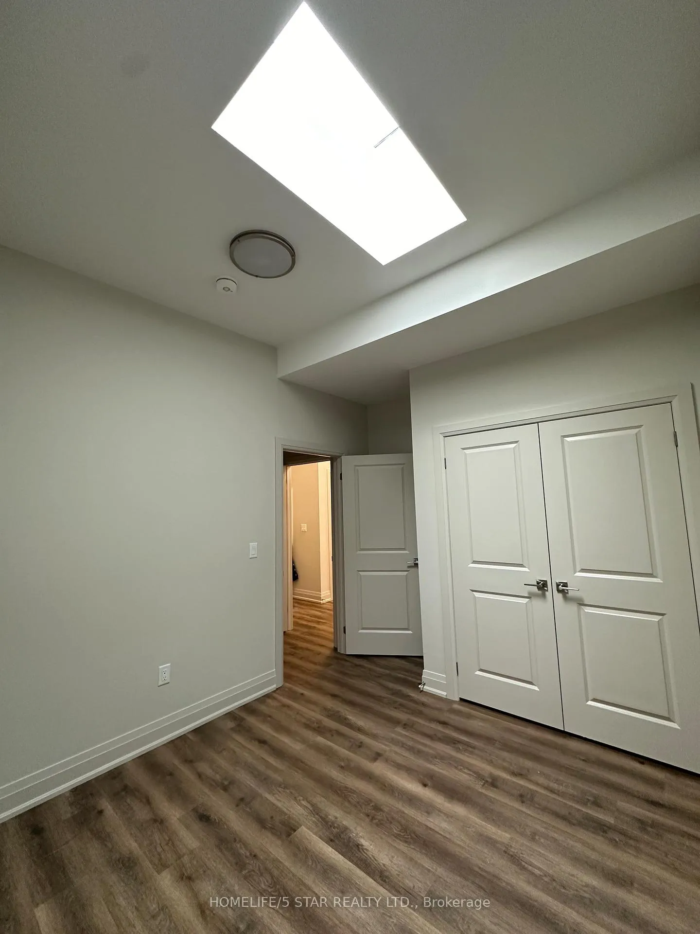 Photo 7 of Unit 204, 837 King Street E, Hamilton, Gibson — HOMEH