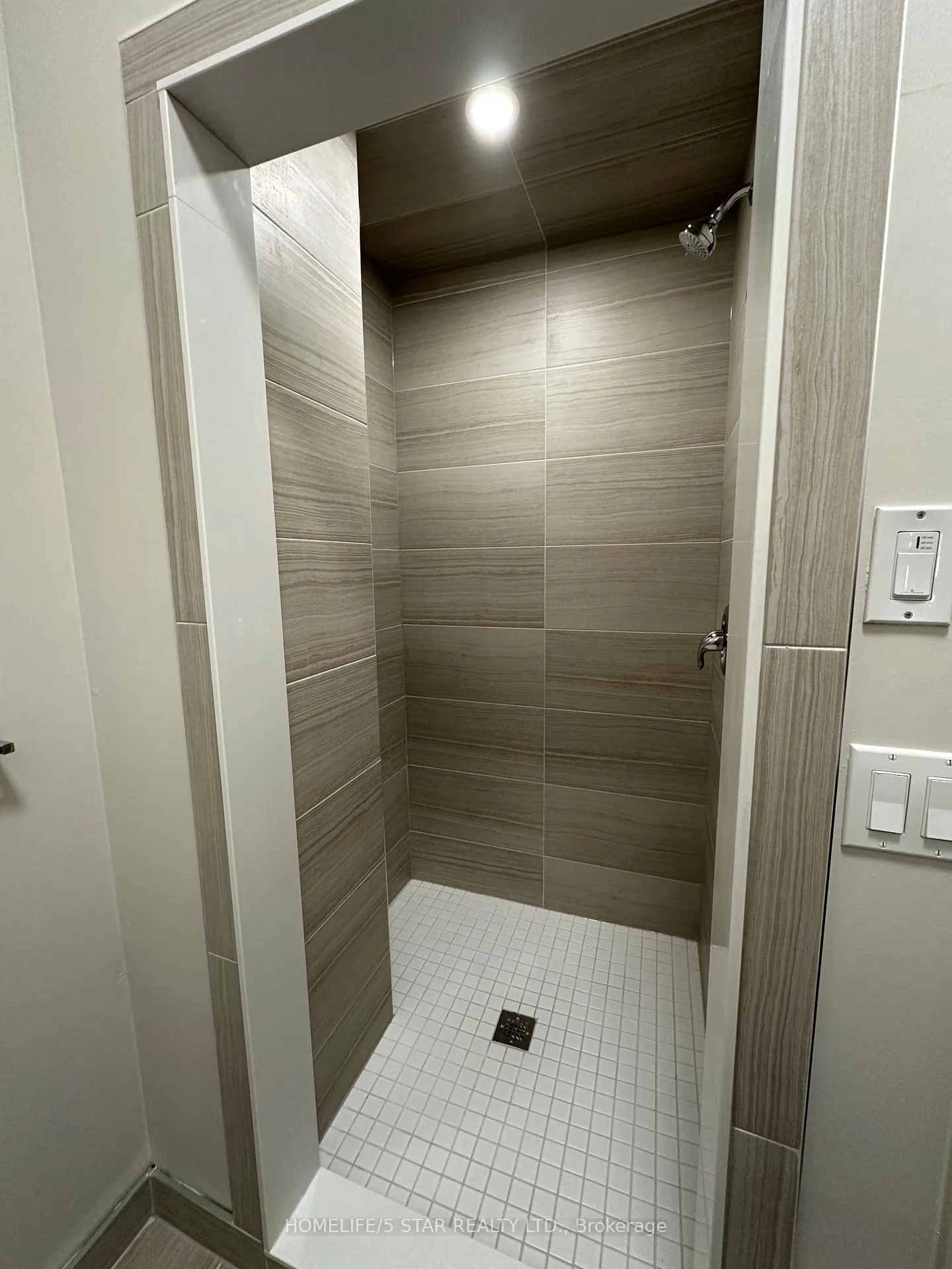Photo 11 of Unit 204, 837 King Street E, Hamilton, Gibson — HOMEH