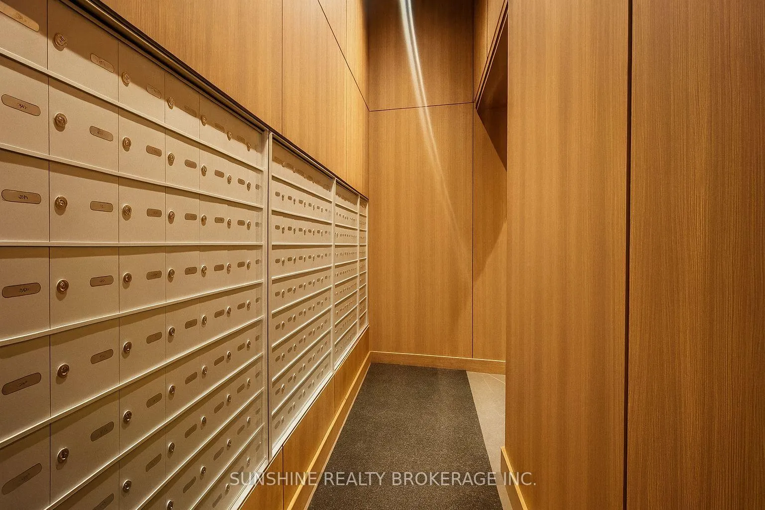 Photo 5 of Unit 1708, 81 Wellesley Street E, Toronto, Church-Yonge Corridor — HOMEH
