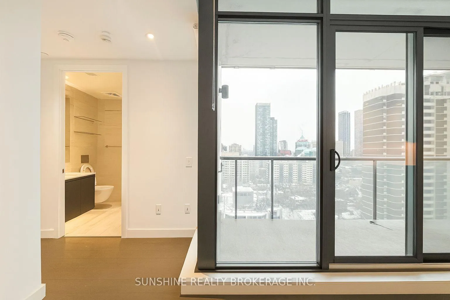 Photo 10 of Unit 1708, 81 Wellesley Street E, Toronto, Church-Yonge Corridor — HOMEH