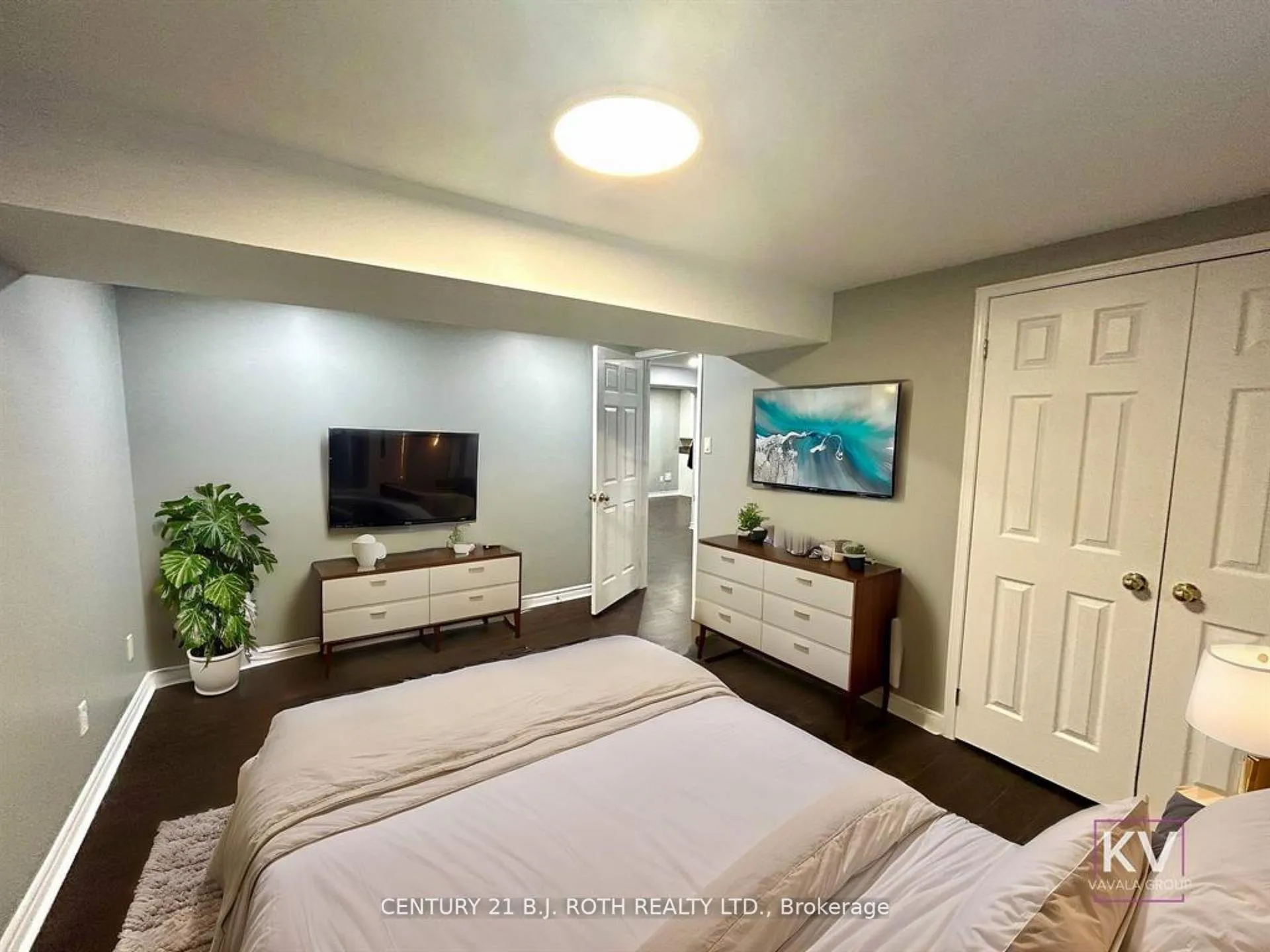 Photo 10 of Unit Lower, 140 Monique Crescent, Barrie, East Bayfield — HOMEH