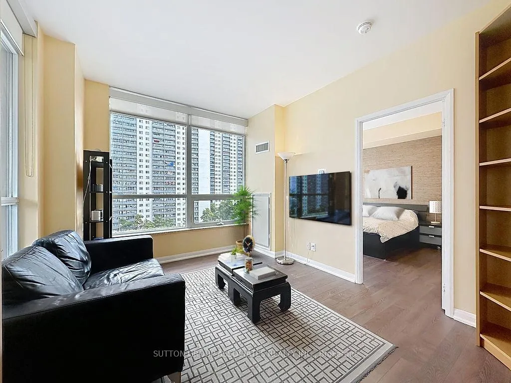 Photo 4 of Unit 603, 500 Sherbourne Street, Toronto, North St. James Town — HOMEH