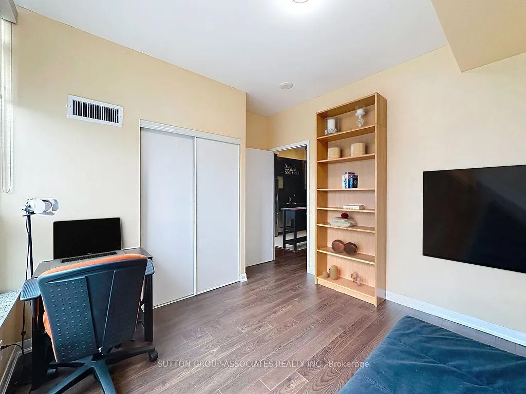 Photo 16 of Unit 603, 500 Sherbourne Street, Toronto, North St. James Town — HOMEH
