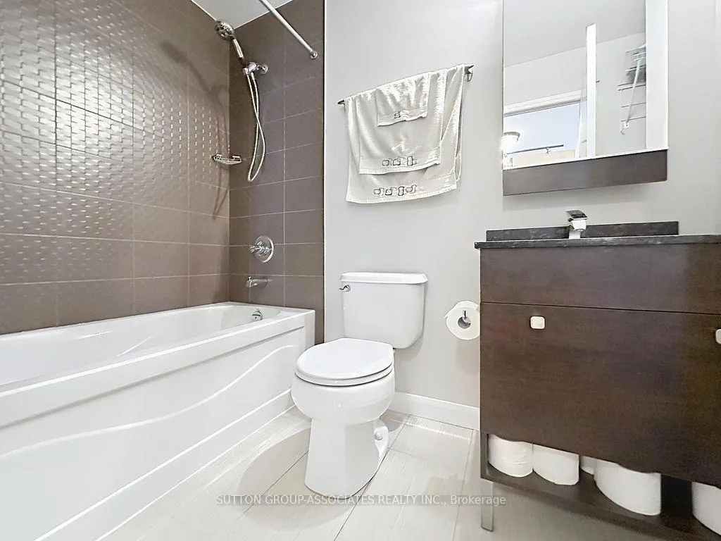 Photo 17 of Unit 603, 500 Sherbourne Street, Toronto, North St. James Town — HOMEH