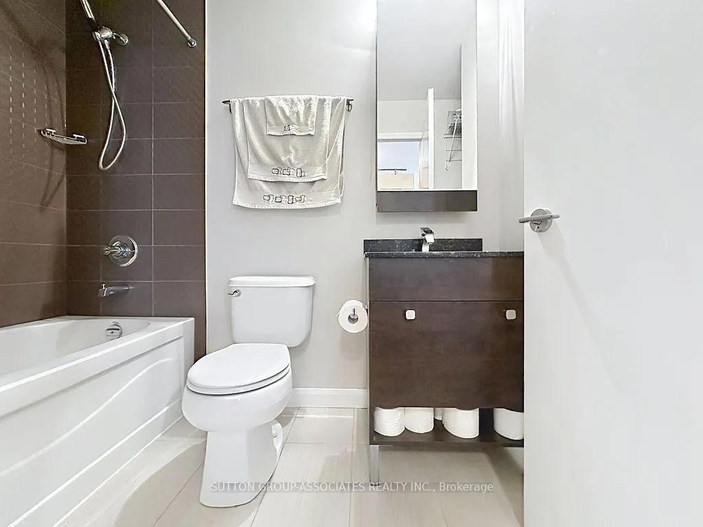Photo 18 of Unit 603, 500 Sherbourne Street, Toronto, North St. James Town — HOMEH