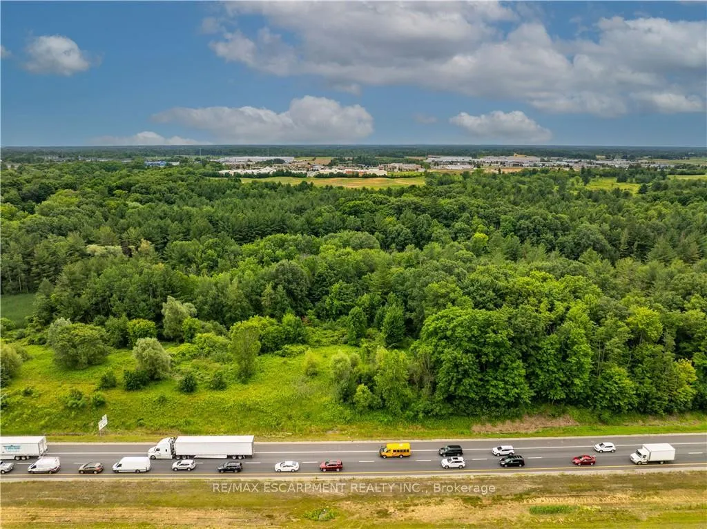 Photo 7 of Portia Drive, Hamilton, Ancaster — HOMEH