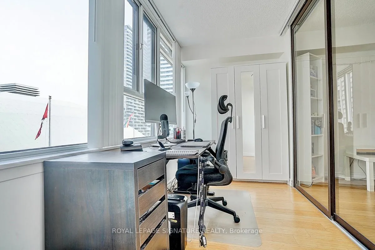 Photo 27 of Unit 1209, 45 Carlton Street, Toronto, Church-Yonge Corridor — HOMEH