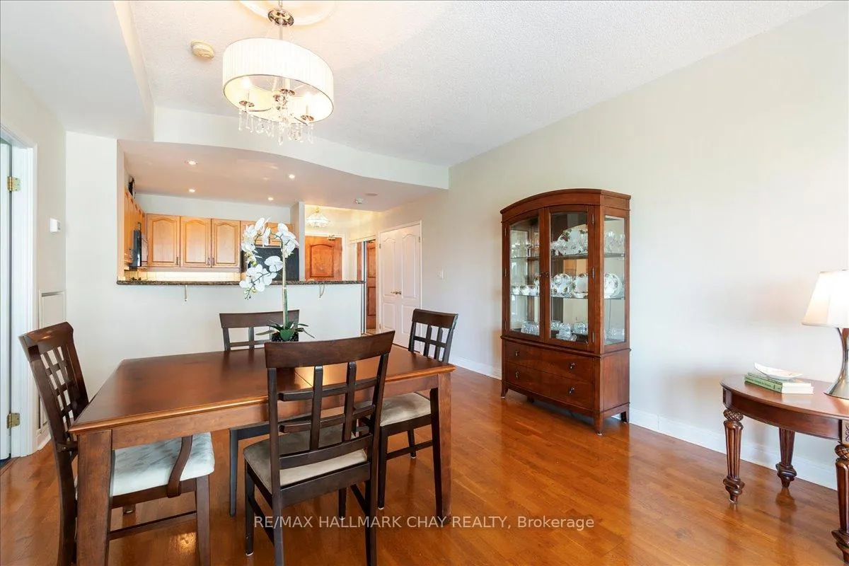 Photo 12 of Unit 508, 2 Toronto Street, Barrie, Lakeshore — HOMEH