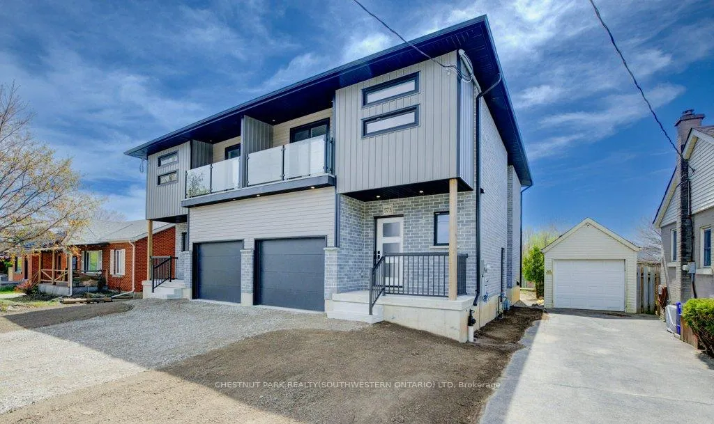 Photo 2 of 573 Guelph Street, Kitchener — HOMEH