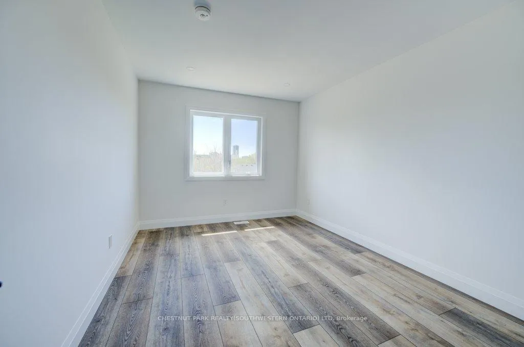 Photo 22 of 573 Guelph Street, Kitchener — HOMEH