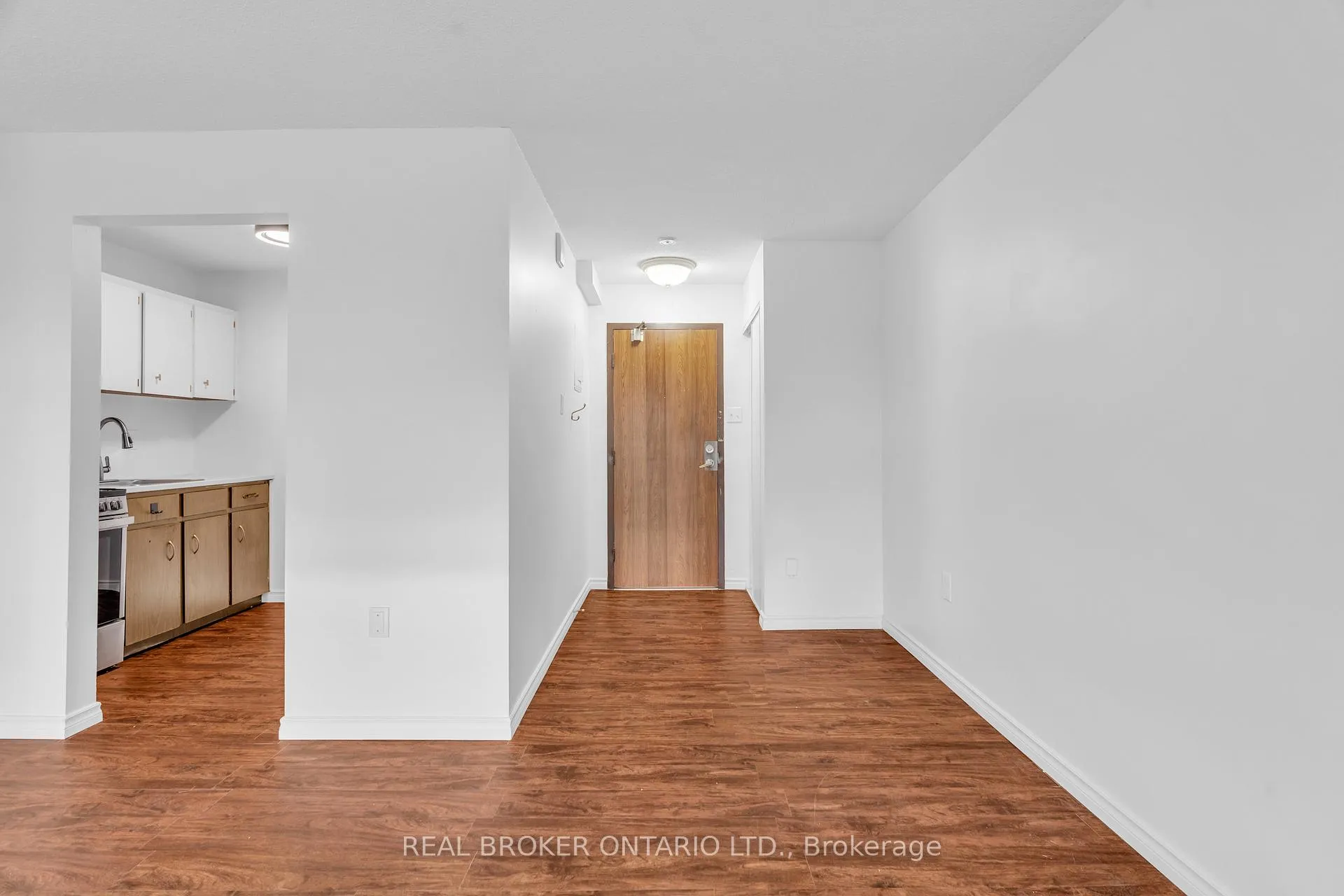 Photo 9 of Unit 602, 64 Benton Street, Kitchener, Cedar Hill — HOMEH