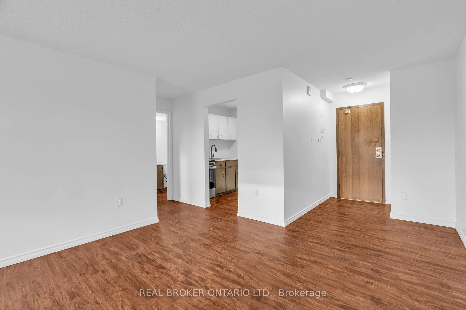 Photo 10 of Unit 602, 64 Benton Street, Kitchener, Cedar Hill — HOMEH