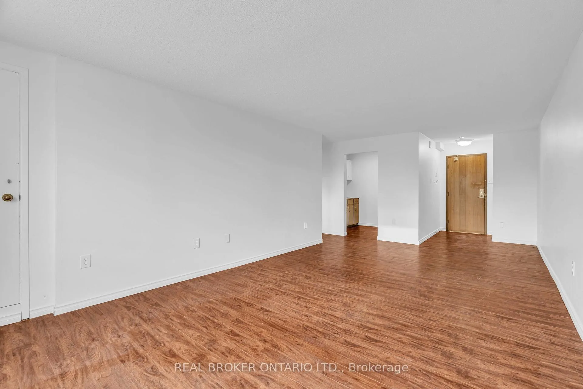 Photo 15 of Unit 602, 64 Benton Street, Kitchener, Cedar Hill — HOMEH