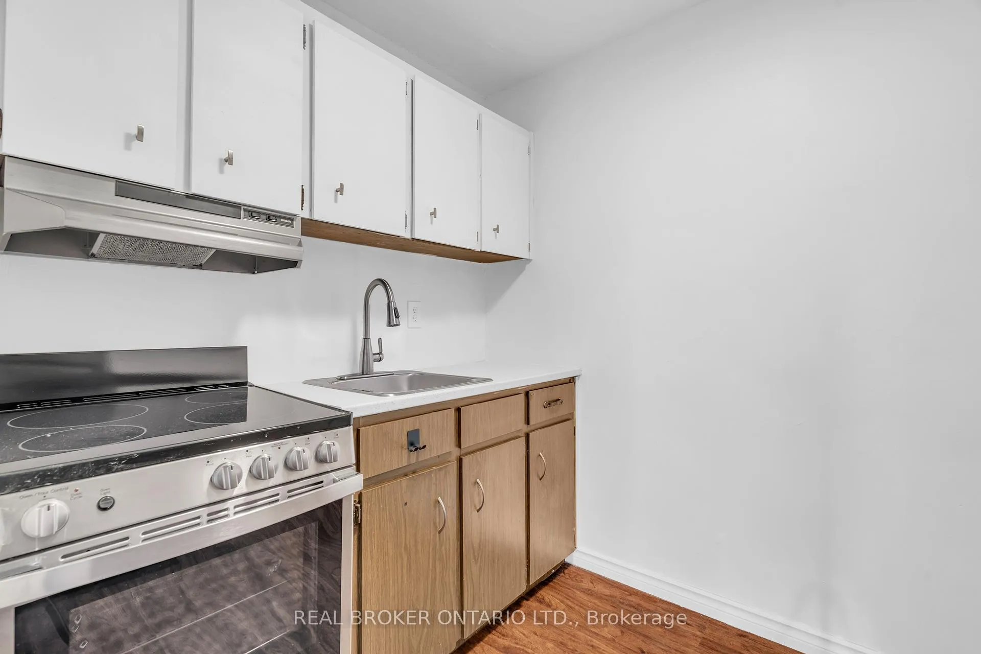 Photo 16 of Unit 602, 64 Benton Street, Kitchener, Cedar Hill — HOMEH
