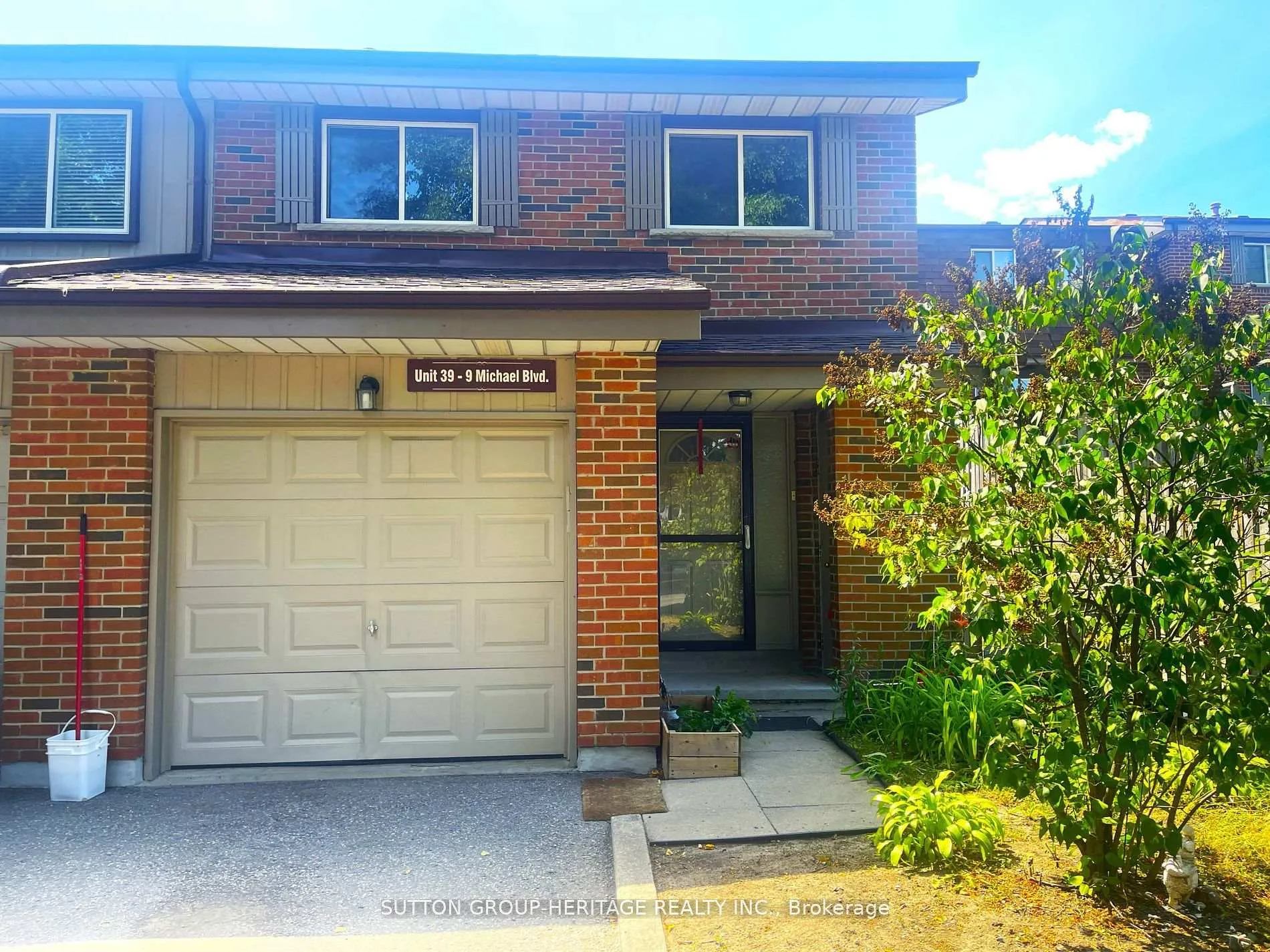 Front of Unit 39, 9 Michael Boulevard