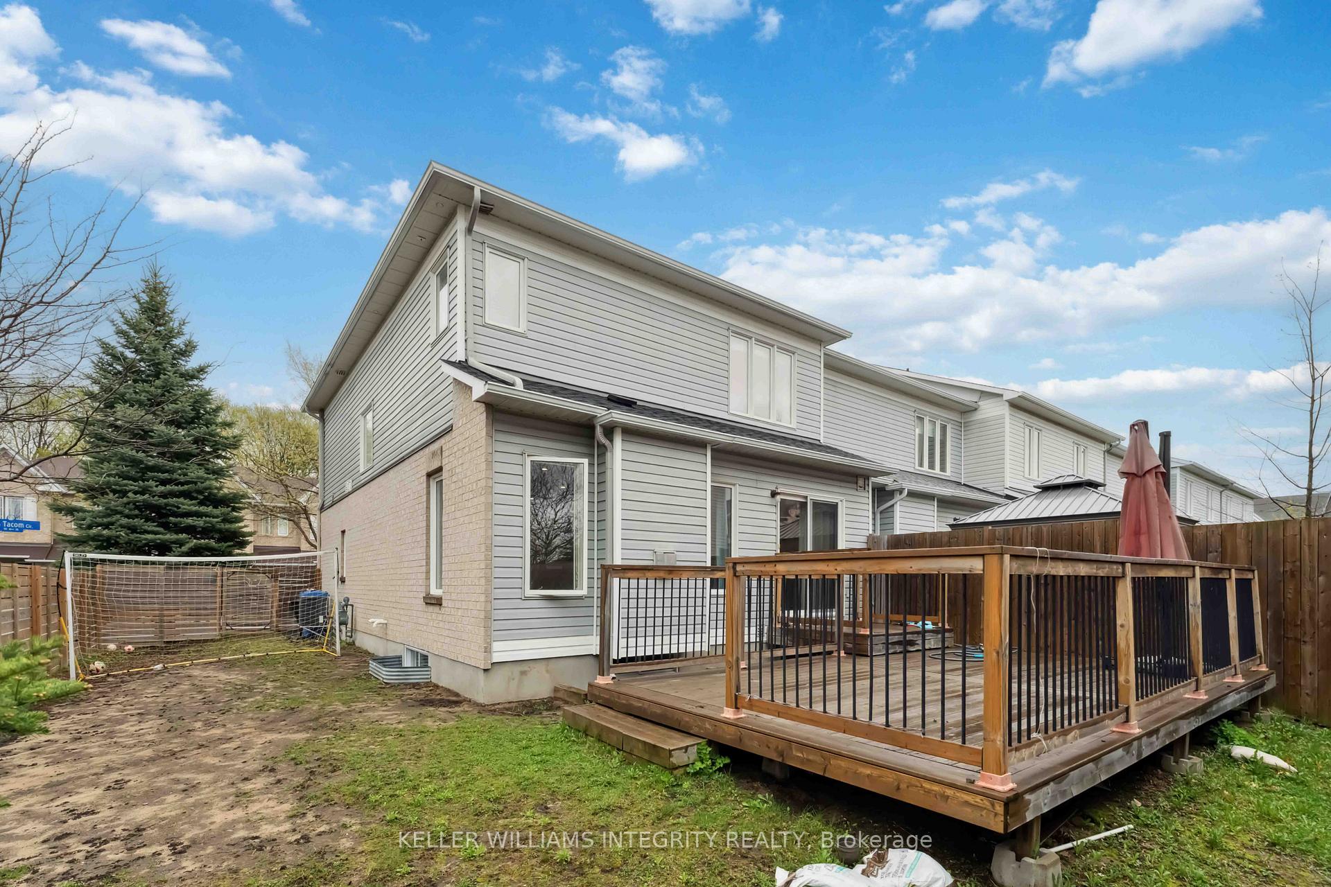 Photo 18 of 111 Tacom Circle, Ottawa, Barrhaven - Strandherd — HOMEH