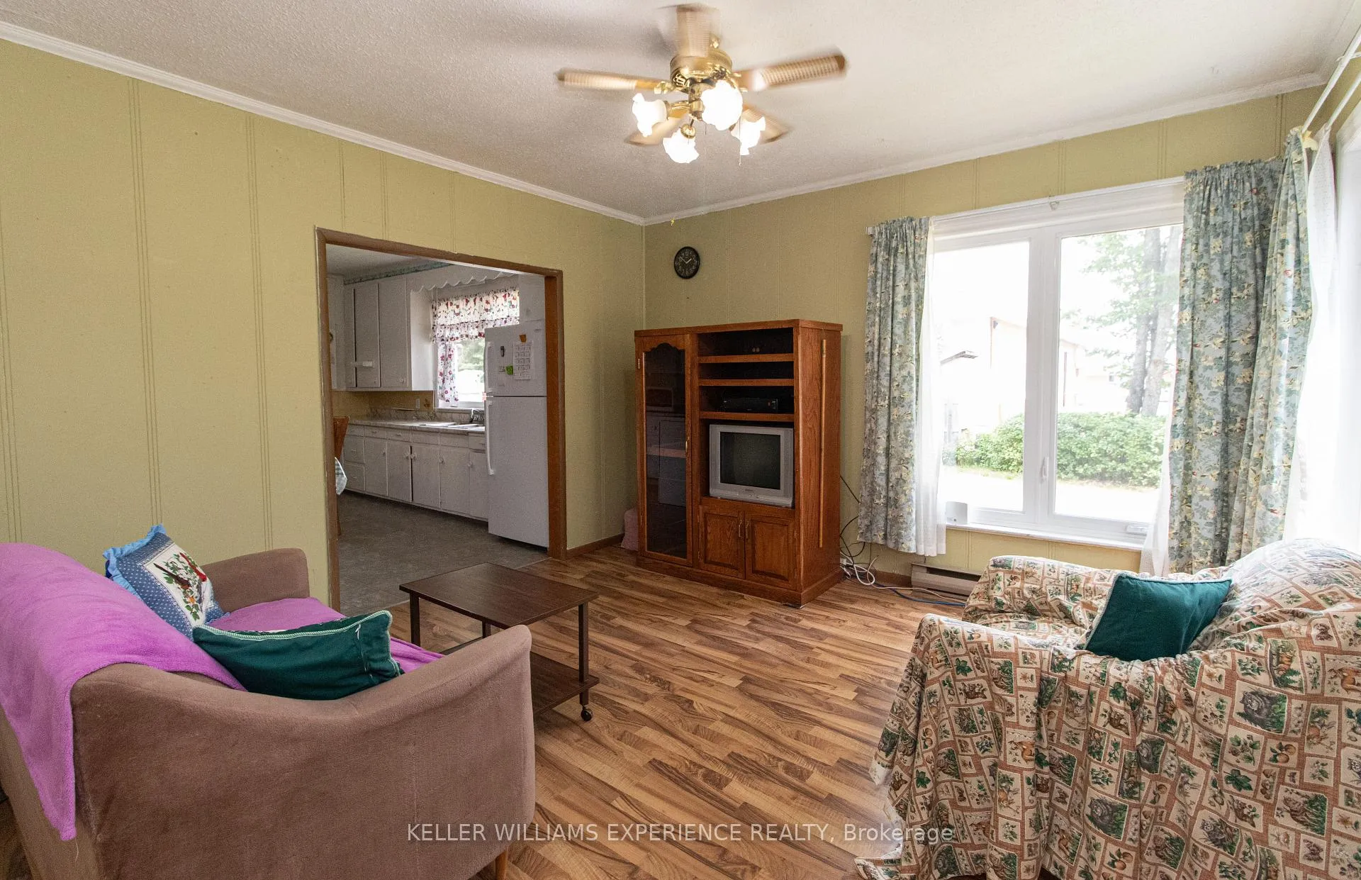 Photo 11 of 152 Ottawa Avenue, South River — HOMEH