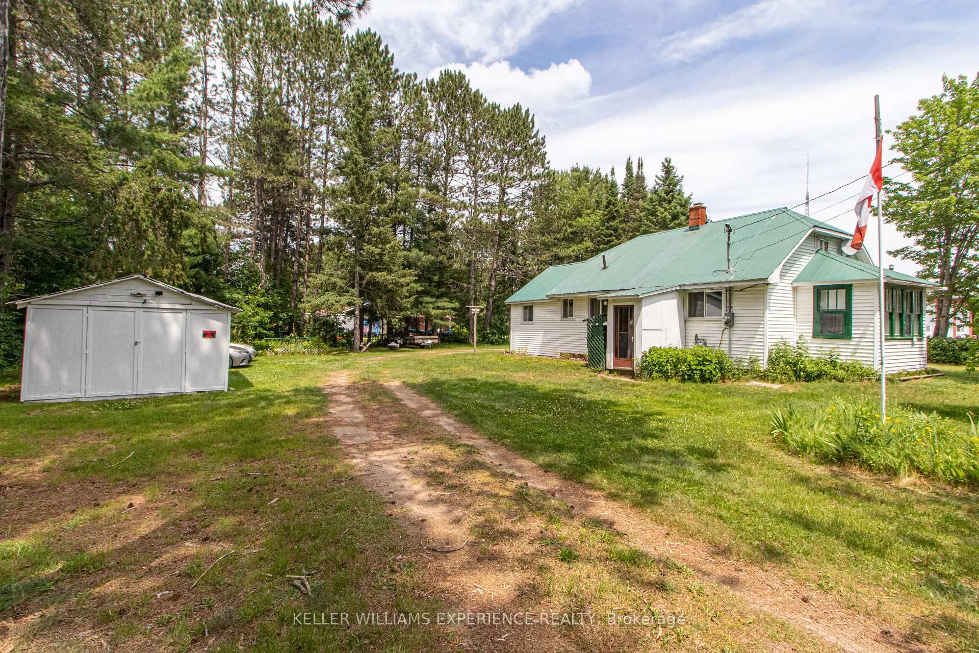 Photo 24 of 152 Ottawa Avenue, South River — HOMEH