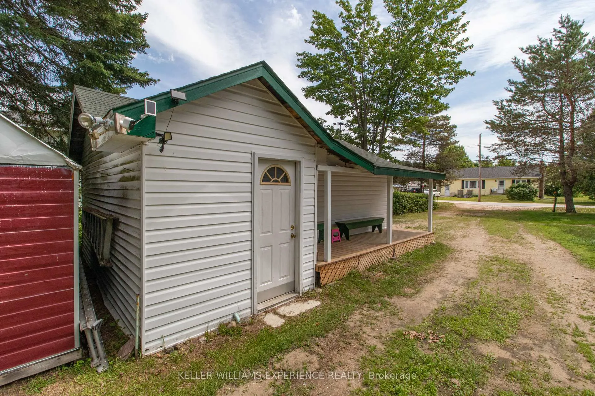 Photo 33 of 152 Ottawa Avenue, South River — HOMEH