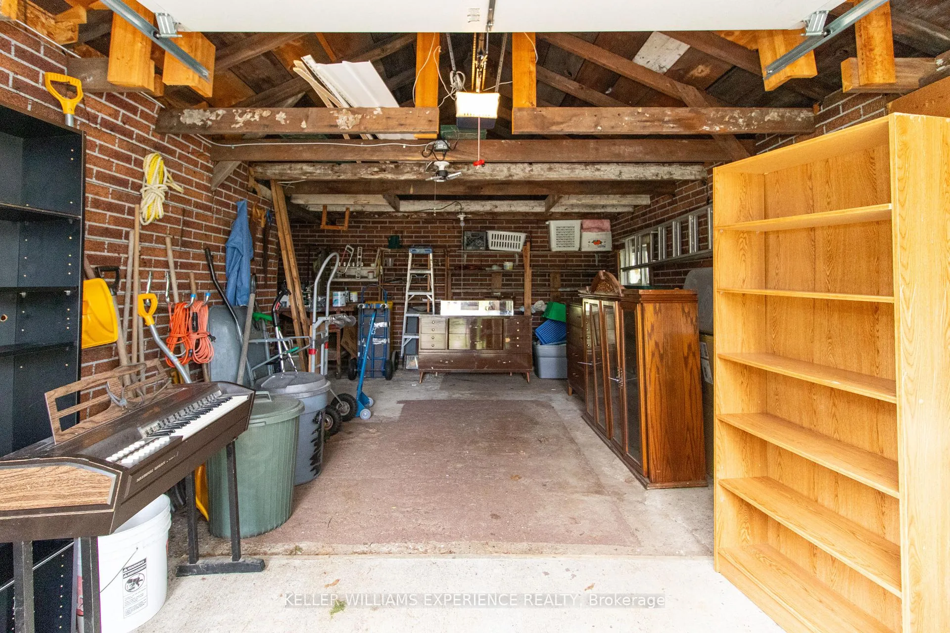 Photo 35 of 152 Ottawa Avenue, South River — HOMEH