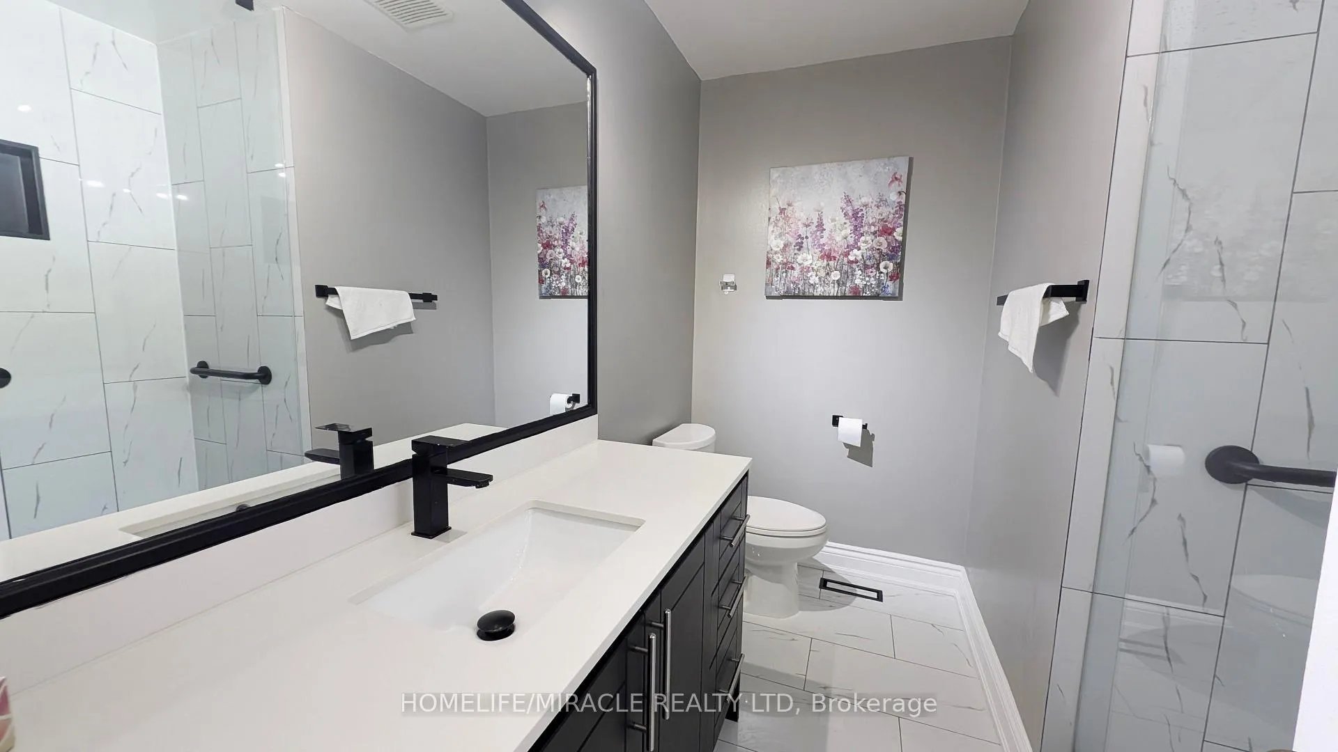 Photo 12 of Unit upper, 51 Rocky Mountain Crescent, Brampton, Sandringham-Wellington — HOMEH