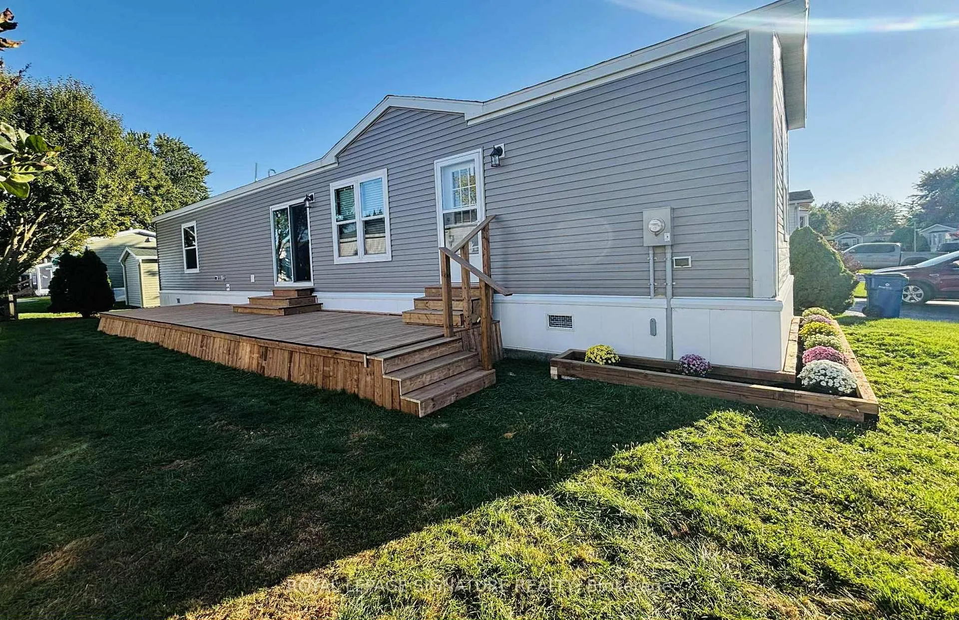 Photo of 142 Regency Drive