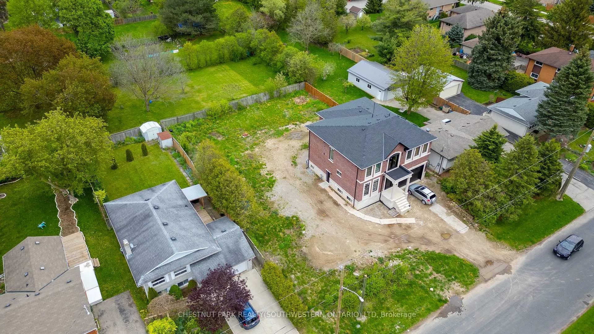 Photo 4 of 63 Stanley Avenue, Kitchener — HOMEH