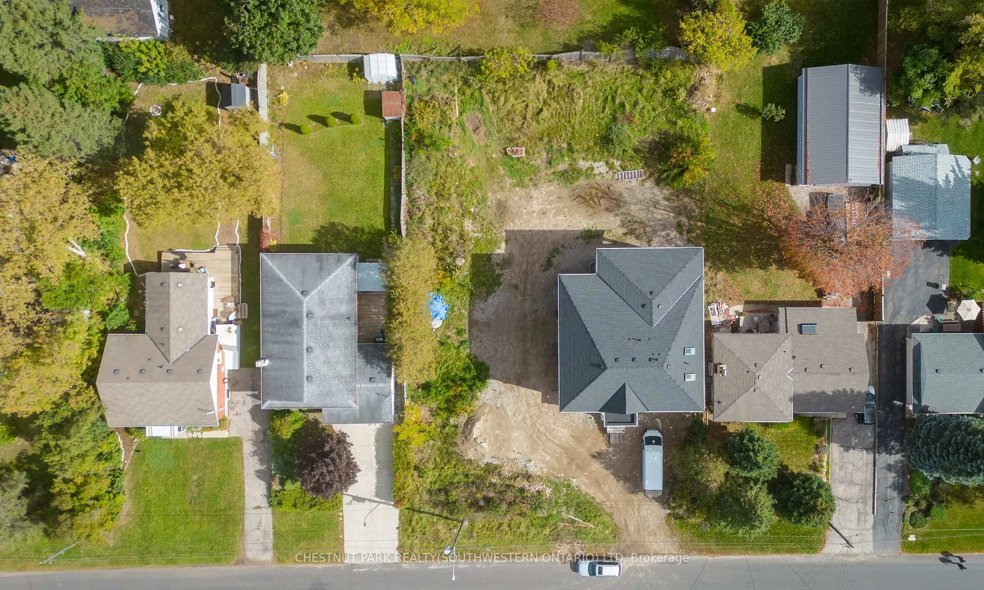 Photo 11 of 63 Stanley Avenue, Kitchener — HOMEH