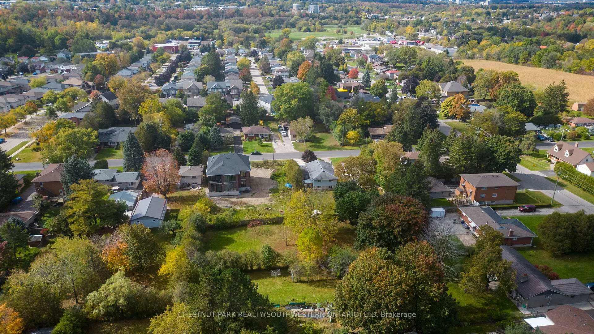 Photo 17 of 63 Stanley Avenue, Kitchener — HOMEH