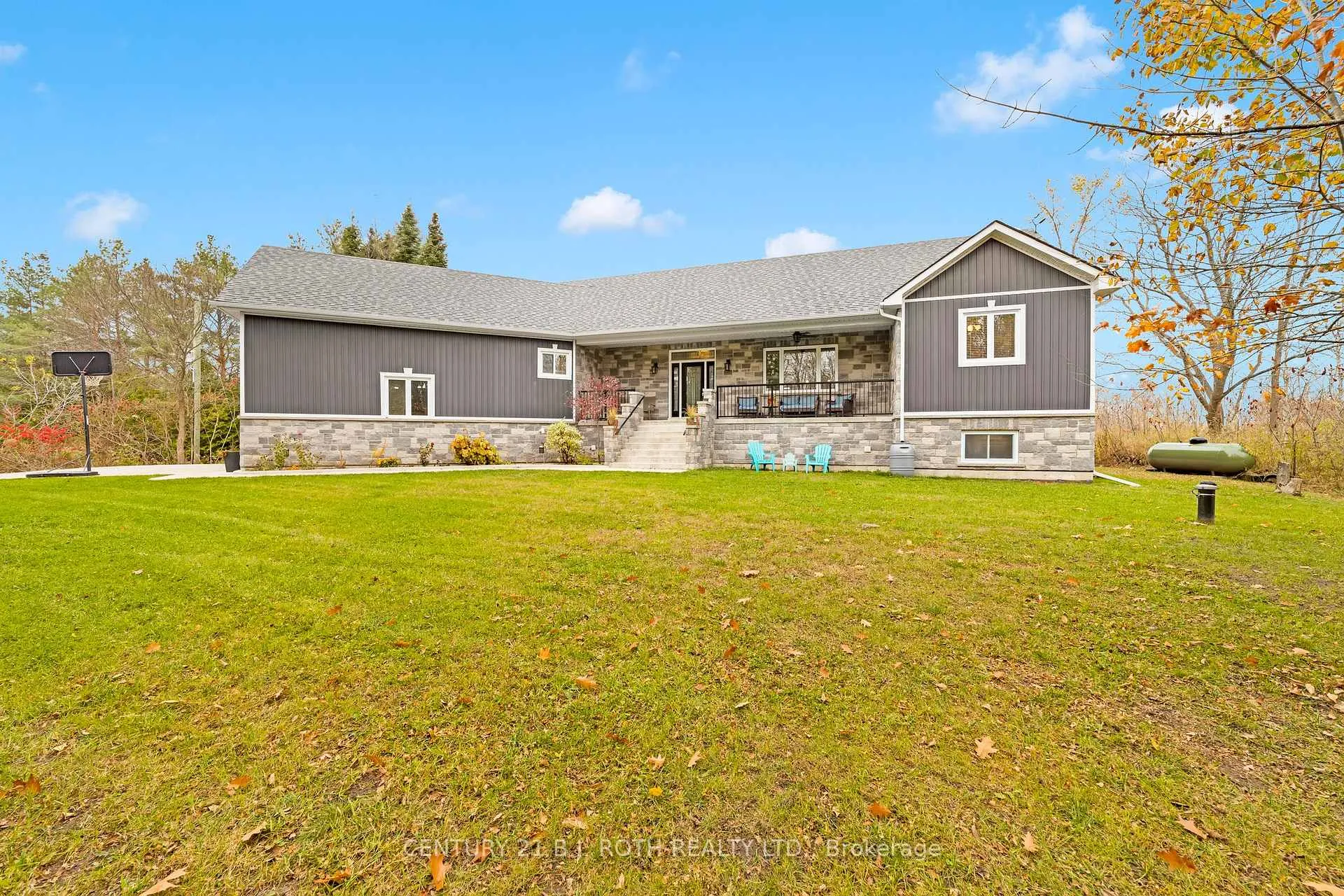 Photo 6 of 2775 Triple Bay Road, Tay, Rural Tay — HOMEH
