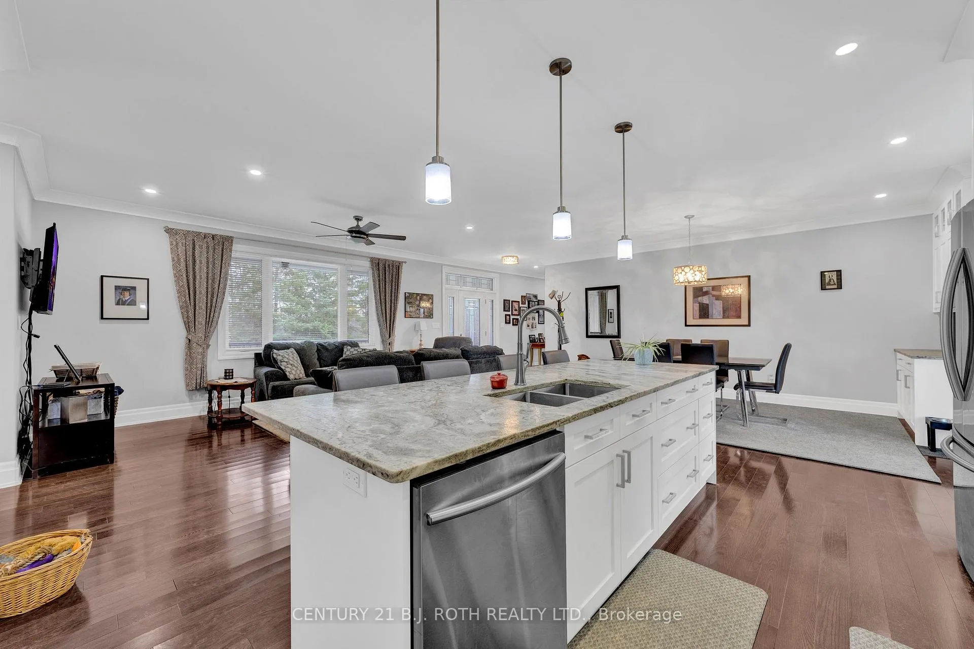 Photo 14 of 2775 Triple Bay Road, Tay, Rural Tay — HOMEH