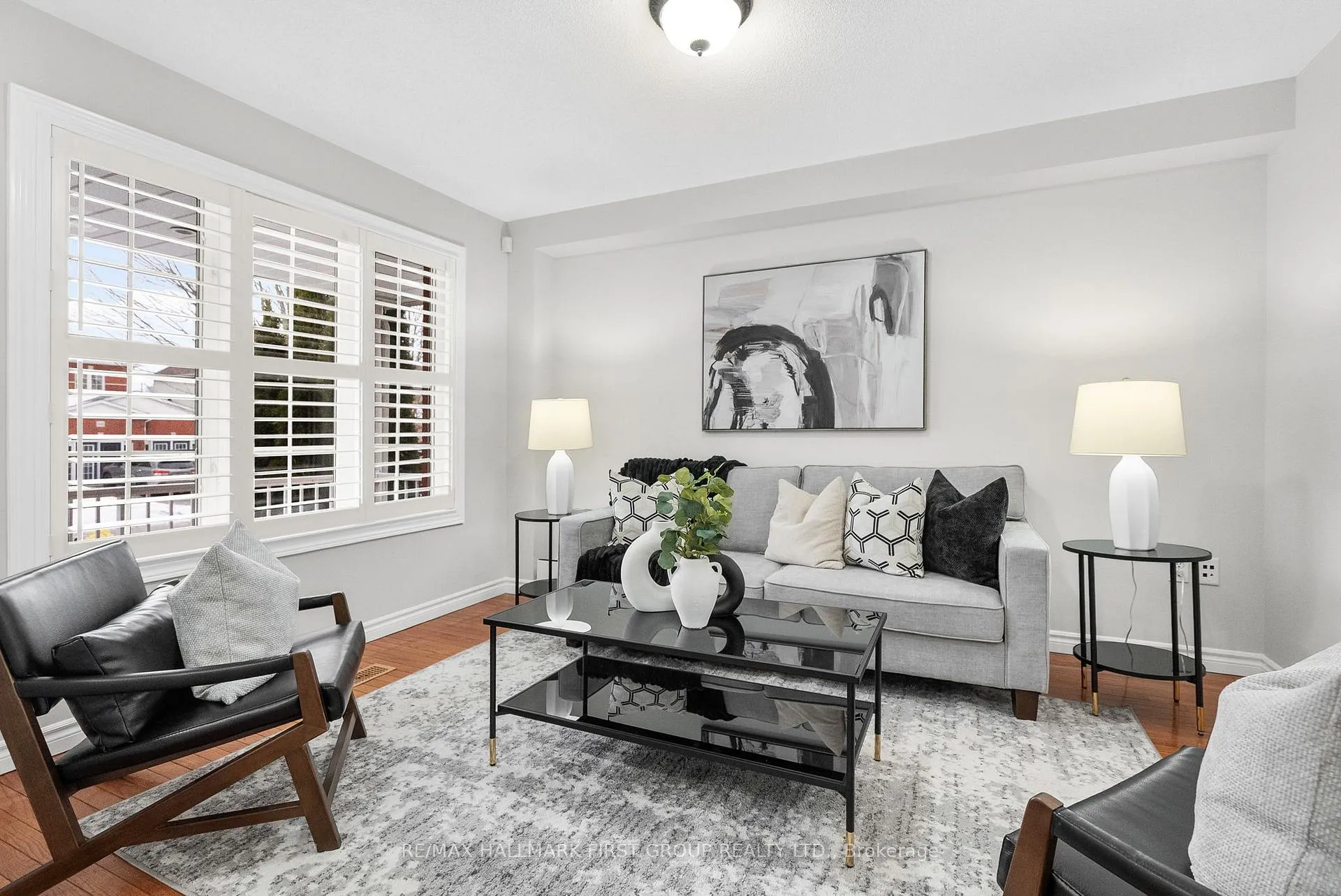 Photo 3 of 574 Clearsky Avenue, Oshawa, Taunton — HOMEH