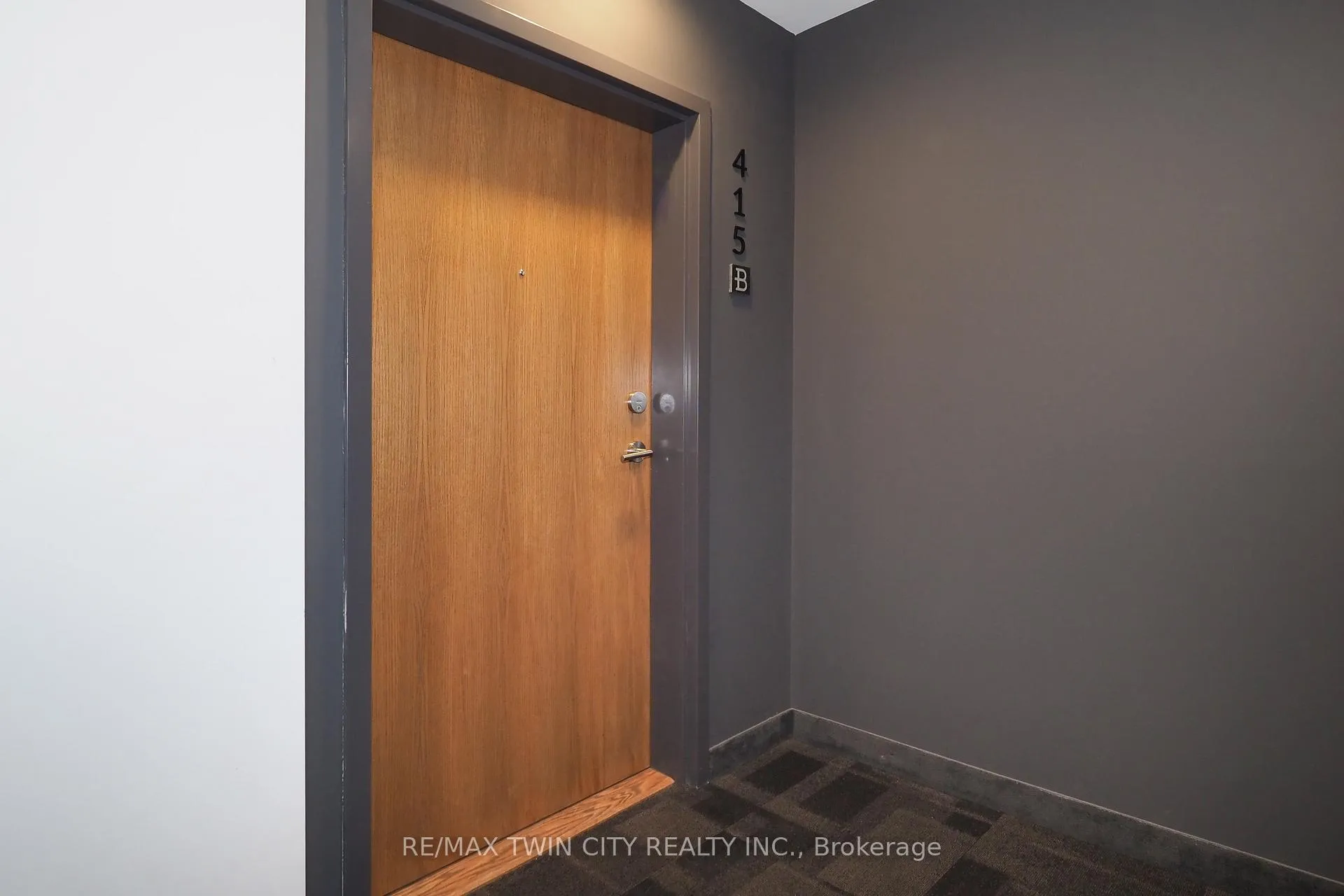 Photo 5 of Unit 415, 247 Northfield Drive E, Waterloo — HOMEH