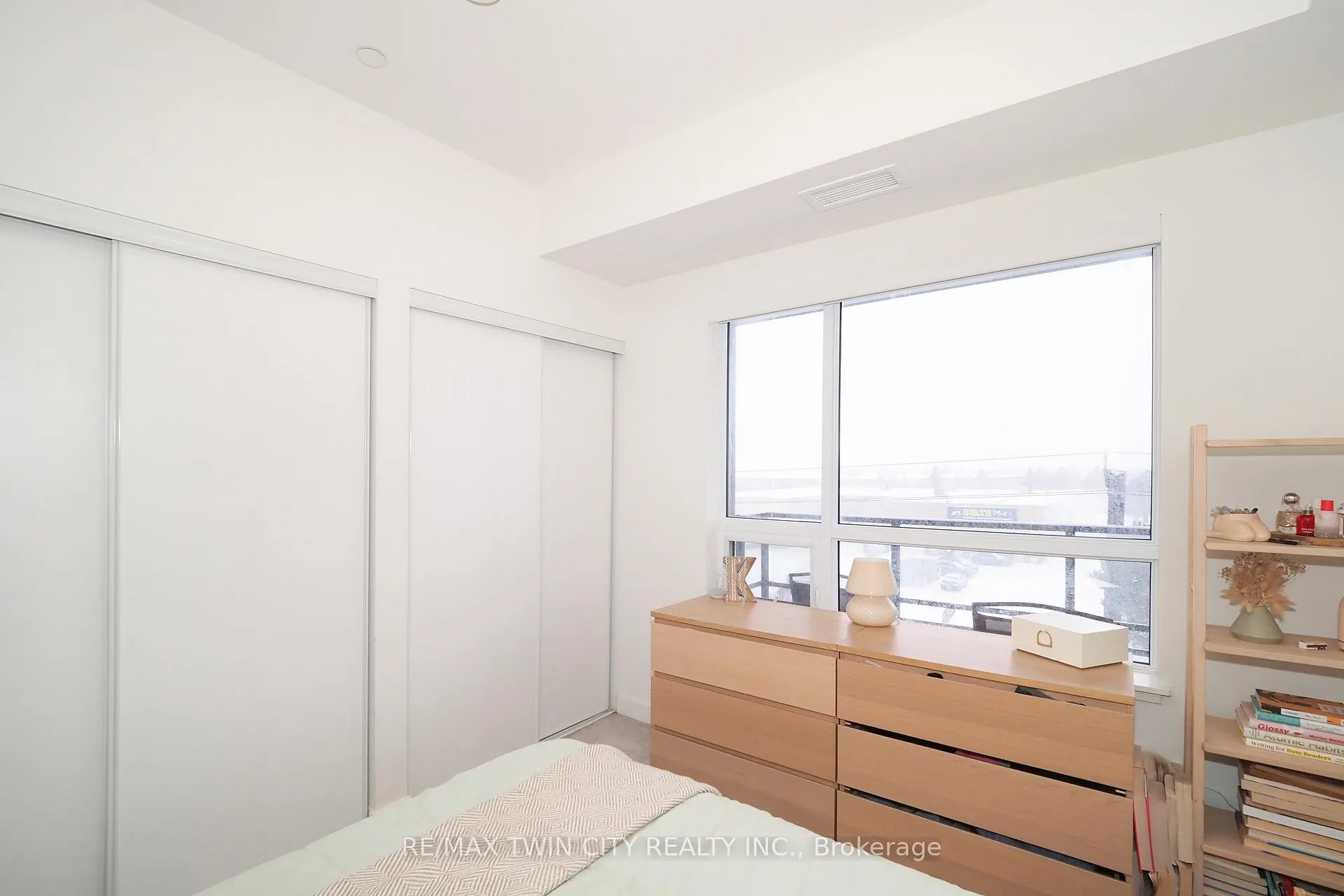 Photo 19 of Unit 415, 247 Northfield Drive E, Waterloo — HOMEH